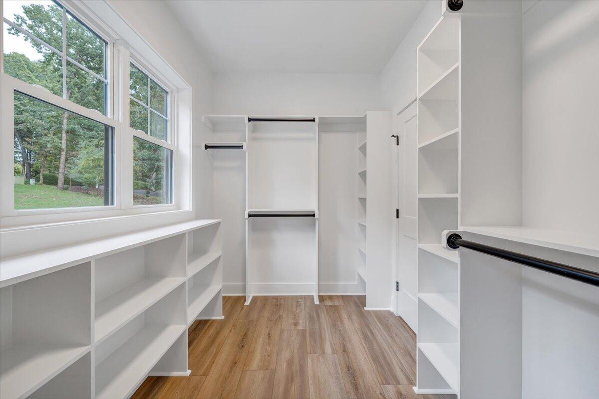 Union Hall, Virginia 24176, United States, 4 Bedrooms Bedrooms, ,5 BathroomsBathrooms,Residential,Active,137457