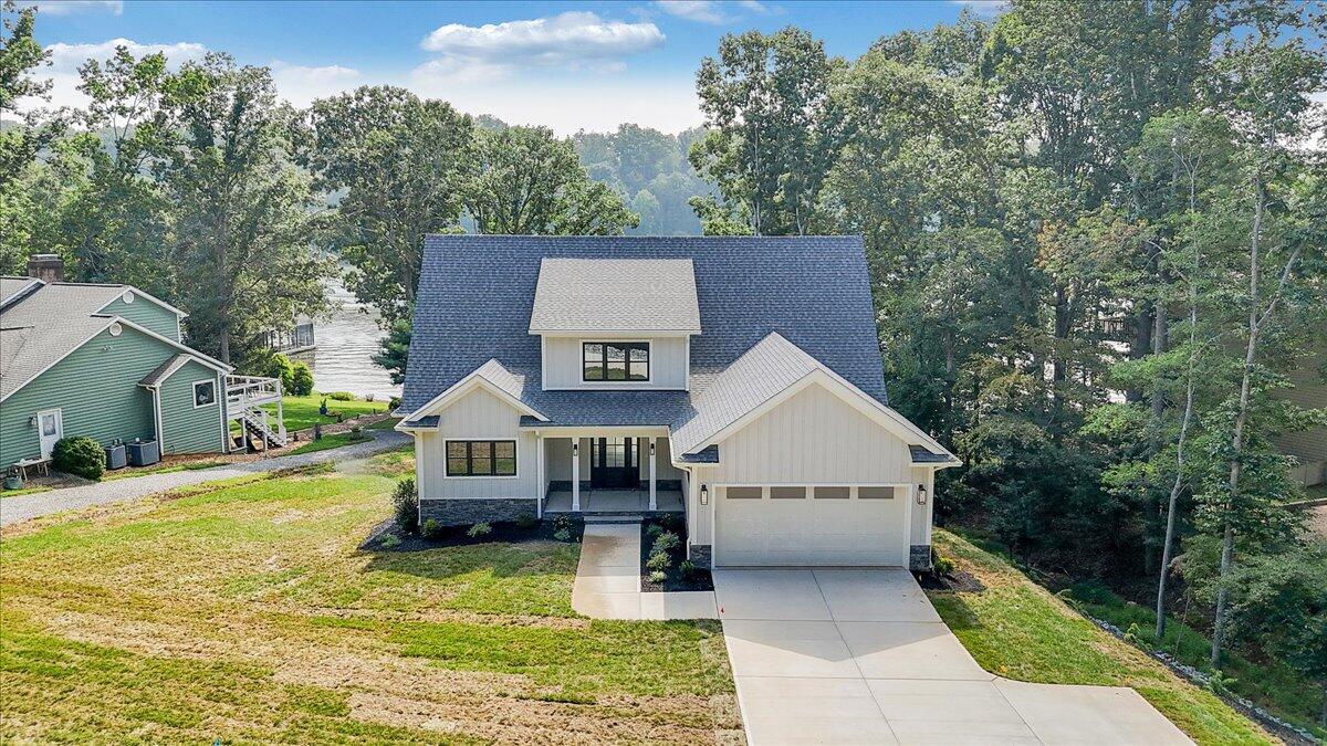 Union Hall, Virginia 24176, United States, 4 Bedrooms Bedrooms, ,5 BathroomsBathrooms,Residential,Active,137457