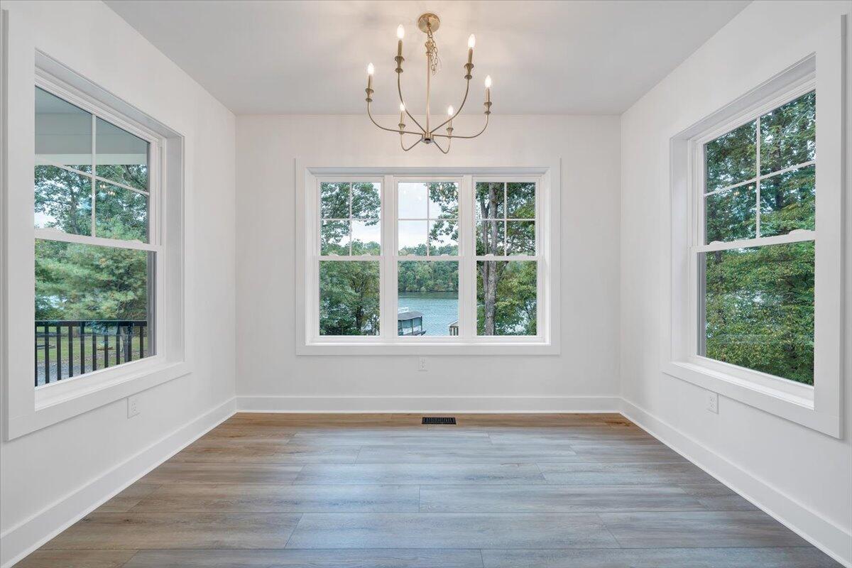 Union Hall, Virginia 24176, United States, 4 Bedrooms Bedrooms, ,5 BathroomsBathrooms,Residential,Active,137457