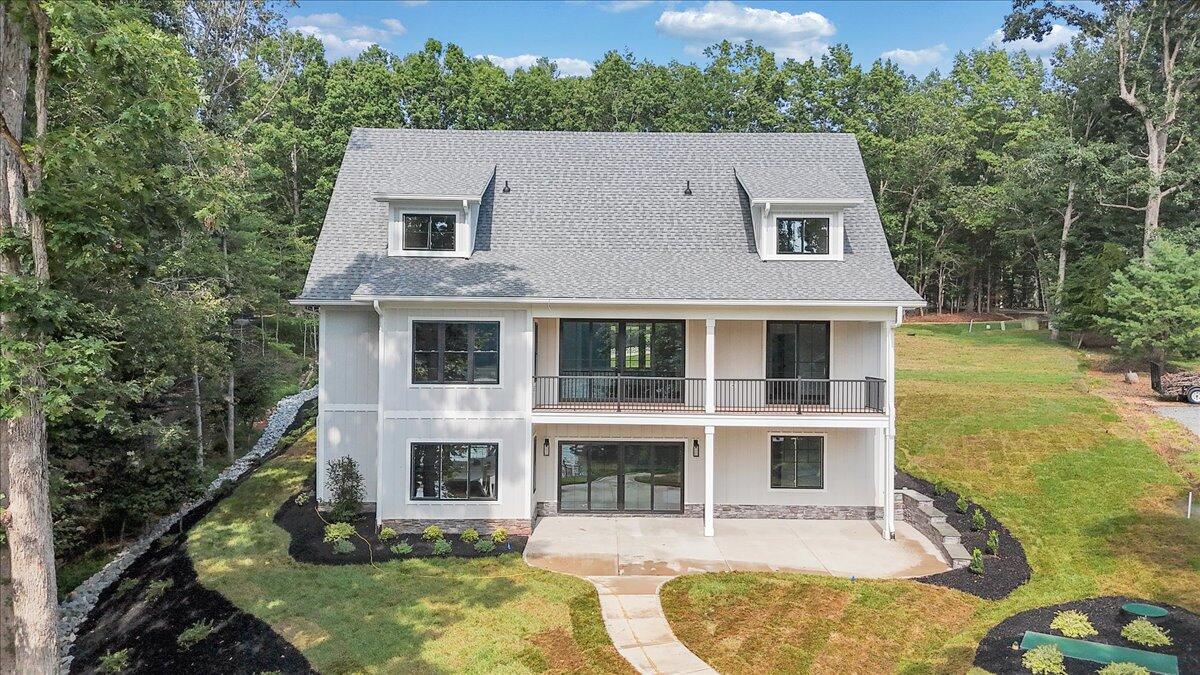 Union Hall, Virginia 24176, United States, 4 Bedrooms Bedrooms, ,5 BathroomsBathrooms,Residential,Active,137457