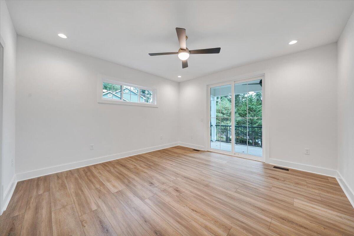 Union Hall, Virginia 24176, United States, 4 Bedrooms Bedrooms, ,5 BathroomsBathrooms,Residential,Active,137457