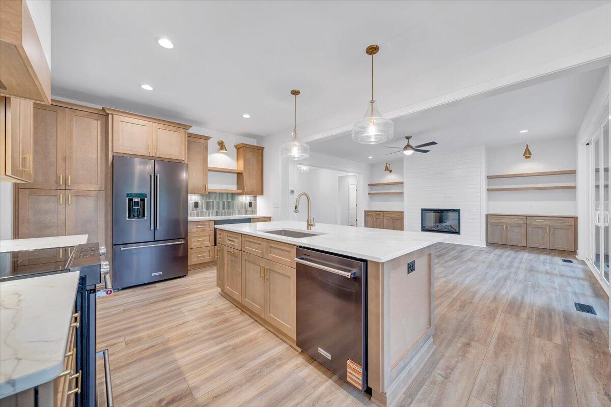 Union Hall, Virginia 24176, United States, 4 Bedrooms Bedrooms, ,5 BathroomsBathrooms,Residential,Active,137457