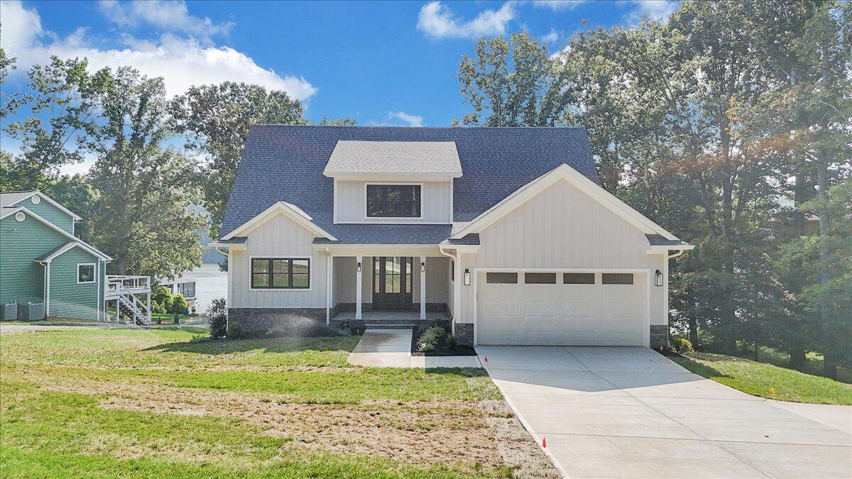 Union Hall, Virginia 24176, United States, 4 Bedrooms Bedrooms, ,5 BathroomsBathrooms,Residential,Active,137457