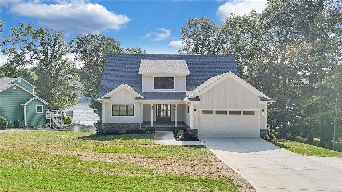 Union Hall, Virginia 24176, United States, 4 Bedrooms Bedrooms, ,5 BathroomsBathrooms,Residential,Active,137457