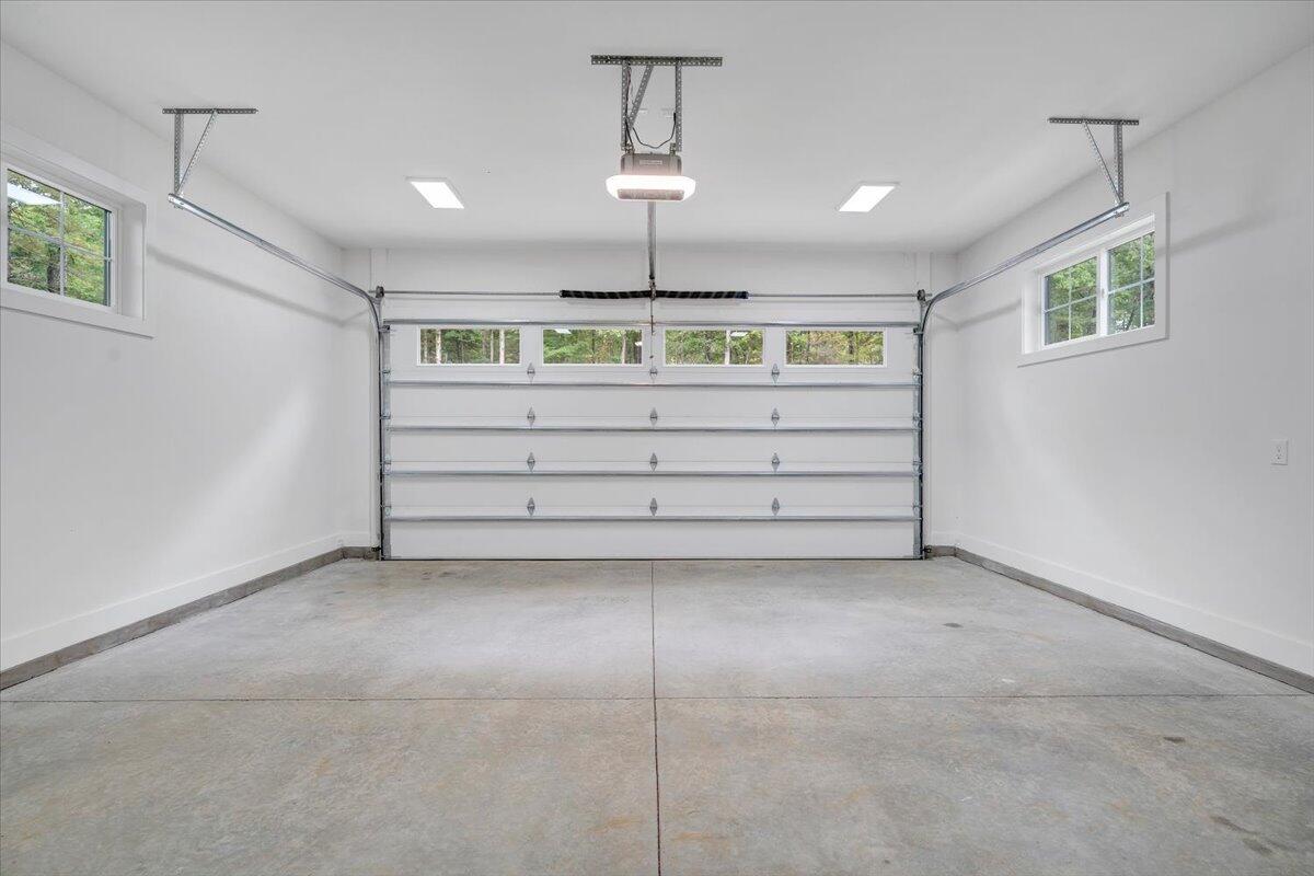 Union Hall, Virginia 24176, United States, 4 Bedrooms Bedrooms, ,5 BathroomsBathrooms,Residential,Active,137457