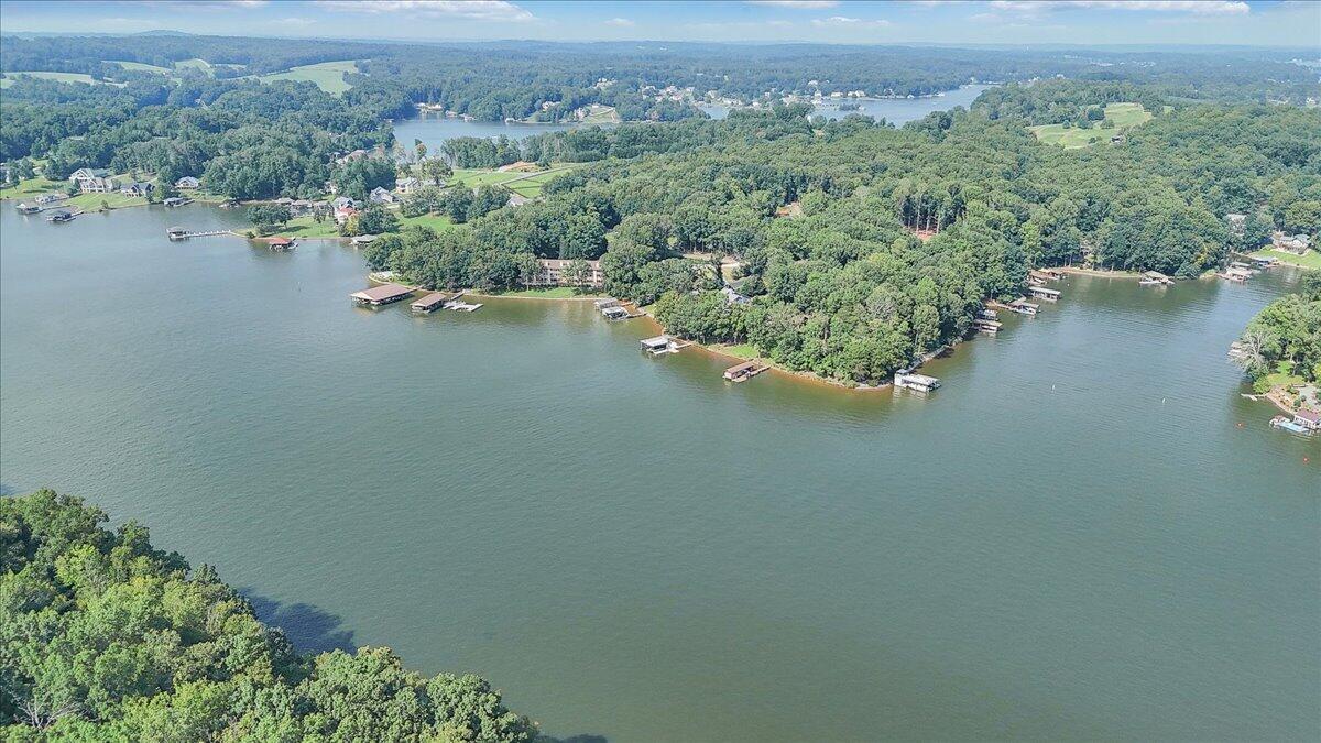 Union Hall, Virginia 24176, United States, 4 Bedrooms Bedrooms, ,5 BathroomsBathrooms,Residential,Active,137457