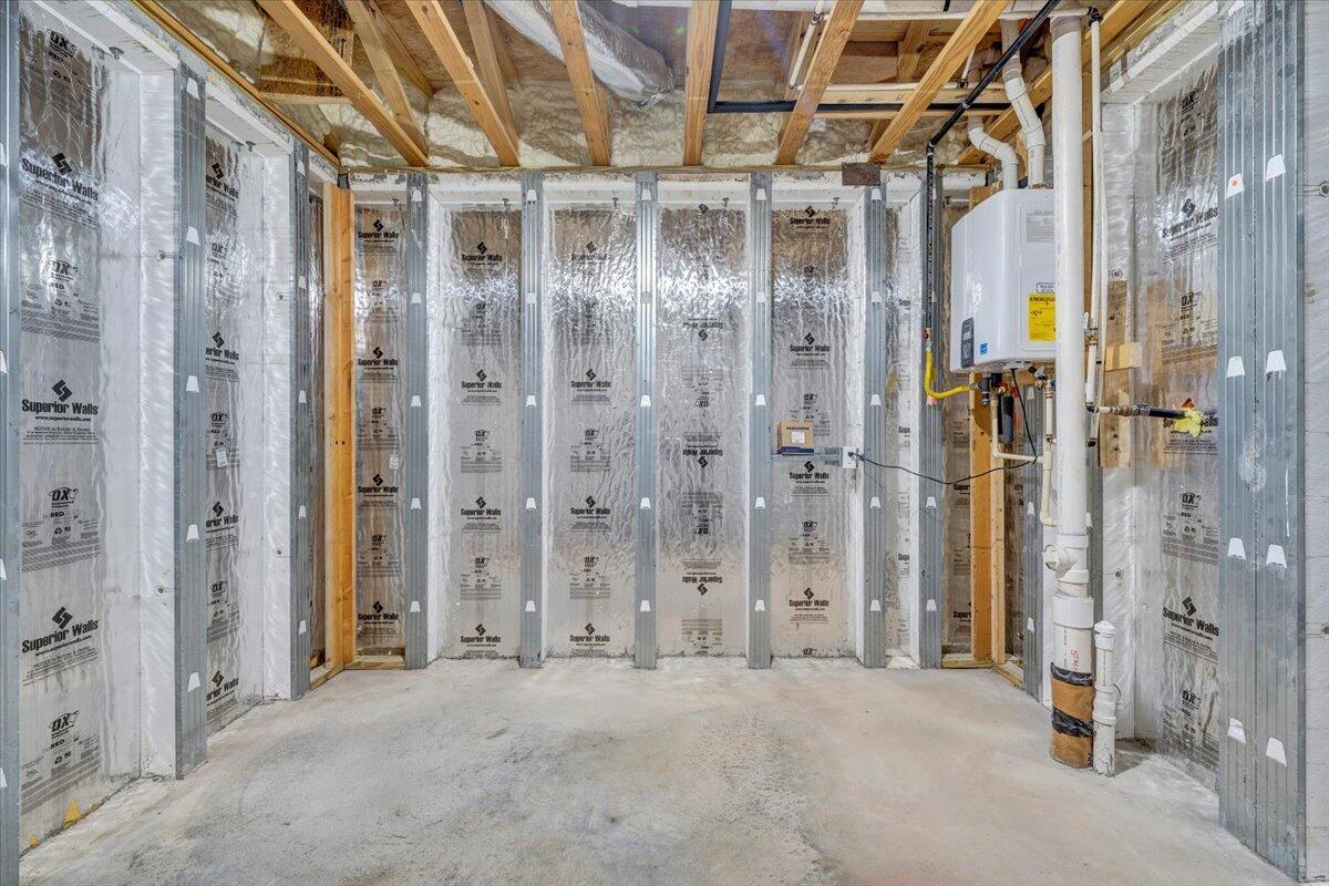 Union Hall, Virginia 24176, United States, 4 Bedrooms Bedrooms, ,5 BathroomsBathrooms,Residential,Active,137457