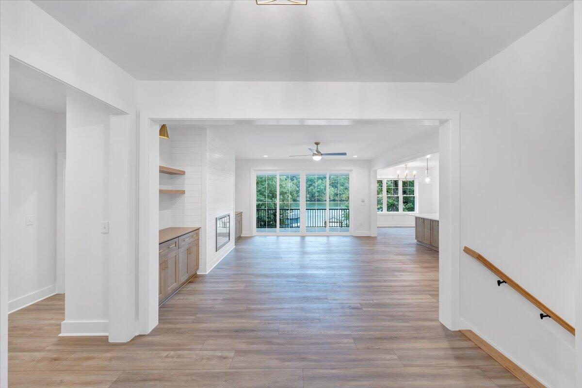 Union Hall, Virginia 24176, United States, 4 Bedrooms Bedrooms, ,5 BathroomsBathrooms,Residential,Active,137457