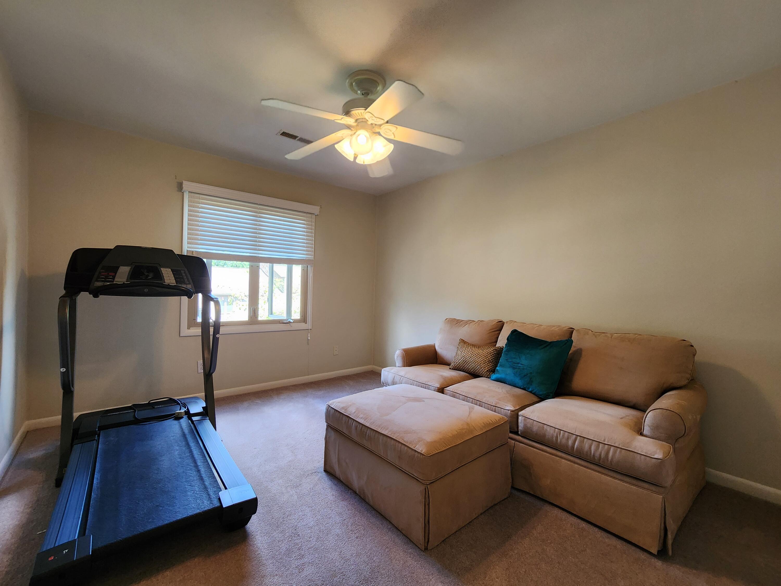 Roanoke, Virginia 24018, United States, 3 Bedrooms Bedrooms, ,3 BathroomsBathrooms,Residential,Active,206765