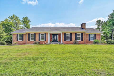 Homes For Sale - 400 Redwood Rd<br/> Franklin County, Glade Hill, VA 24092
