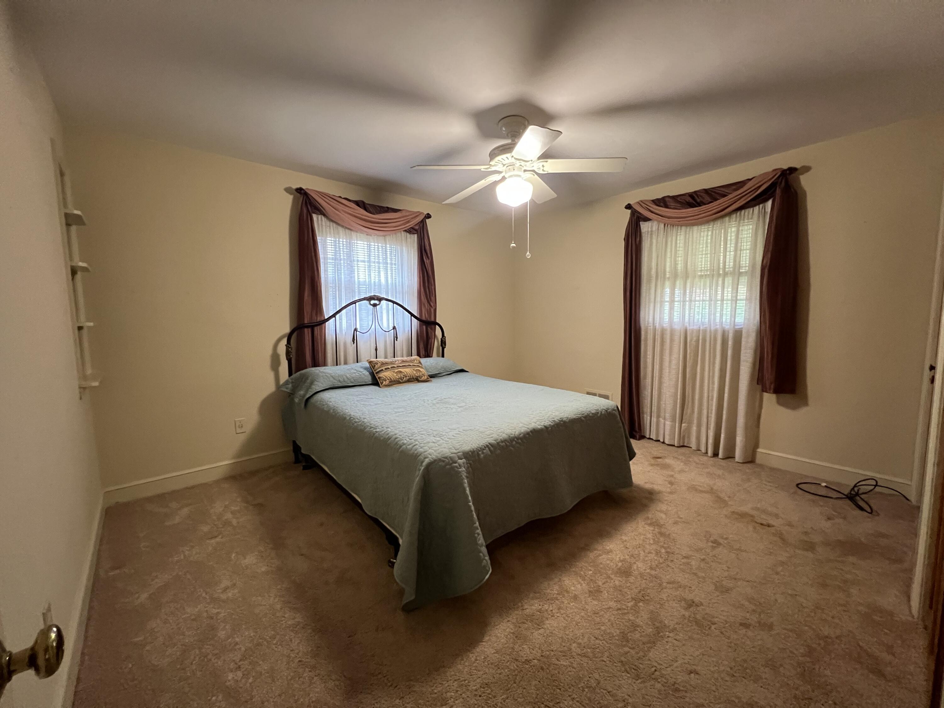 721 Boon St, Salem, Virginia image 10