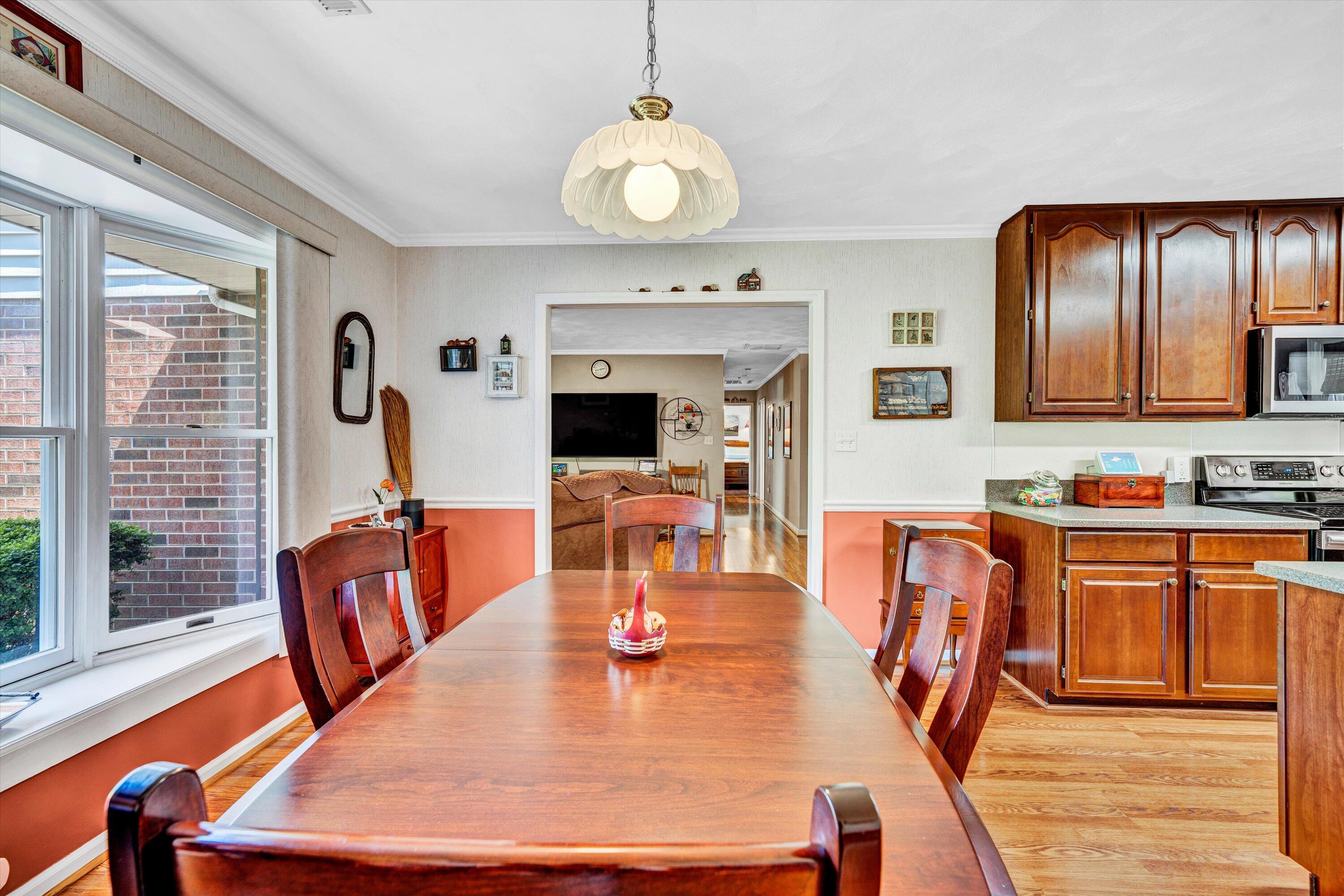 1033 Annie Bell Rd, Blue Ridge, Virginia image 18