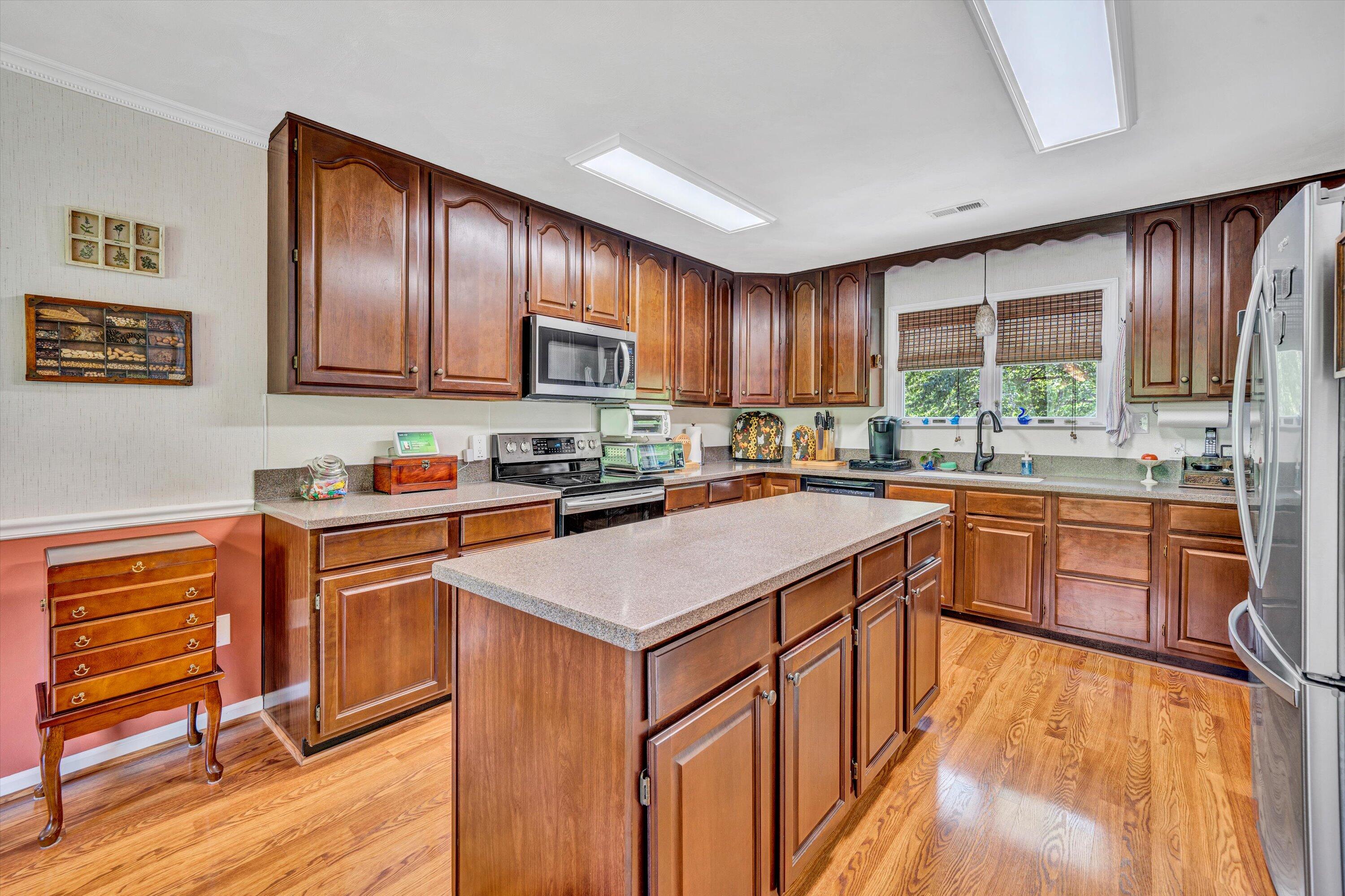 1033 Annie Bell Rd, Blue Ridge, Virginia image 19