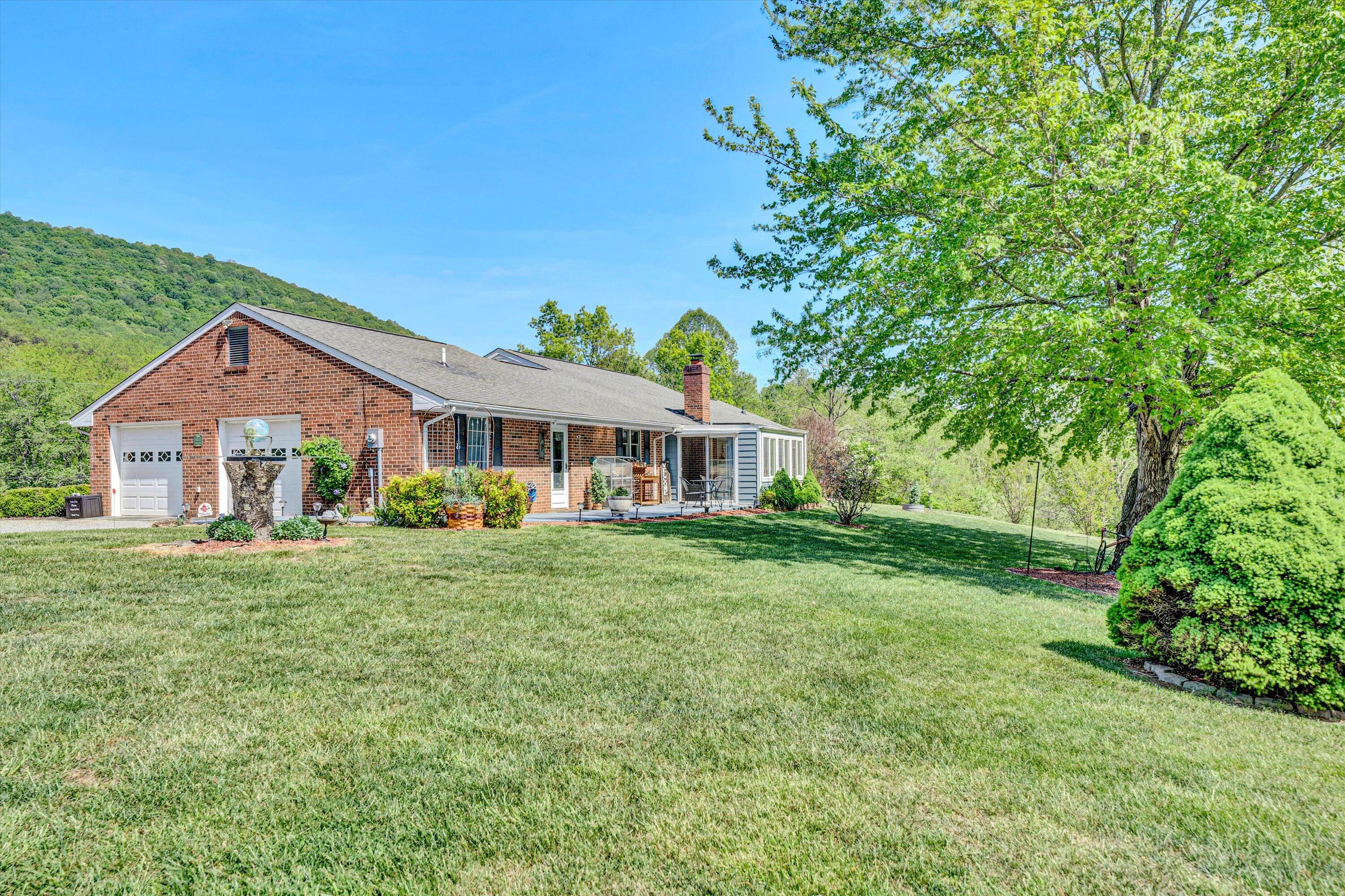 1033 Annie Bell Rd, Blue Ridge, Virginia image 34