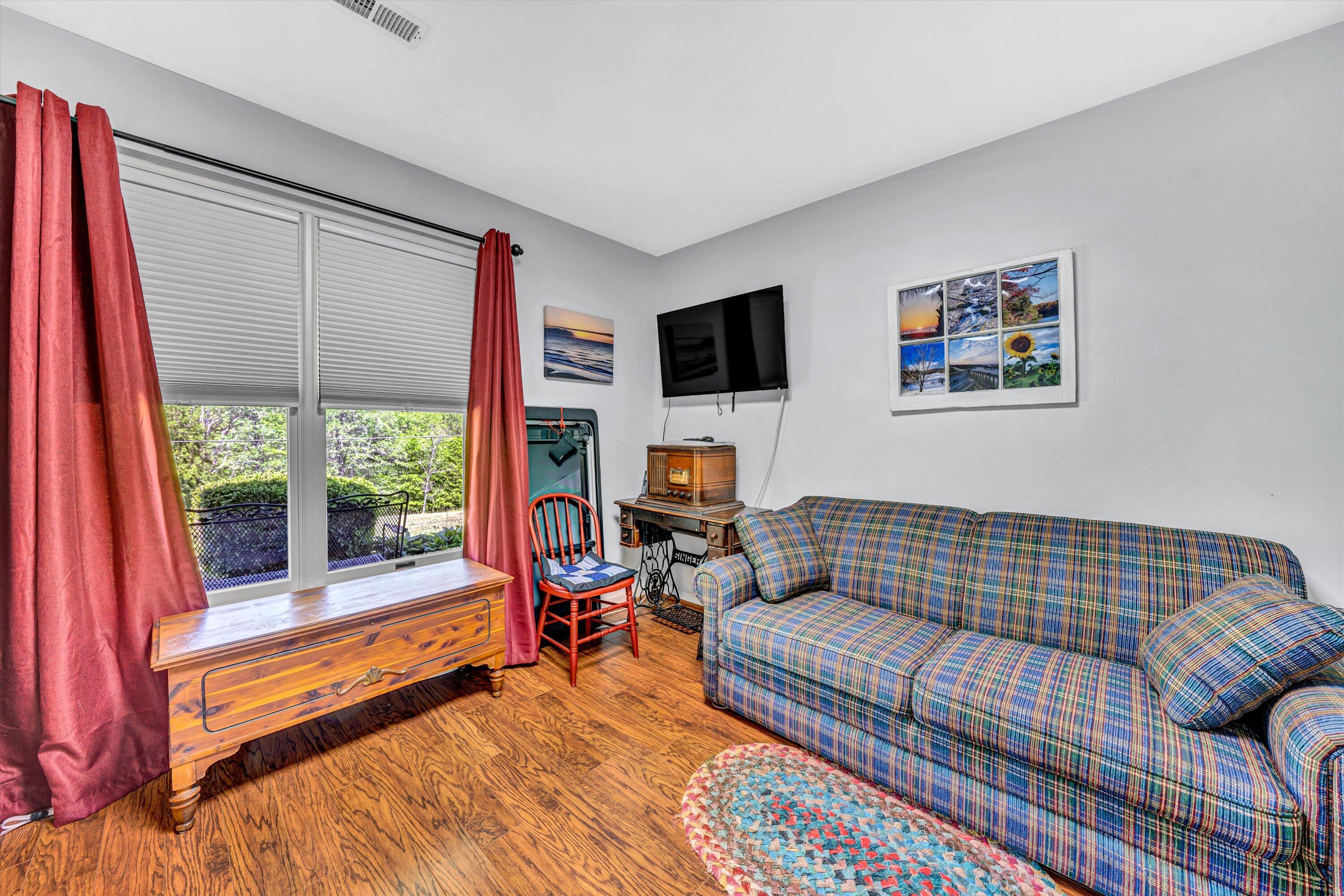 1033 Annie Bell Rd, Blue Ridge, Virginia image 22