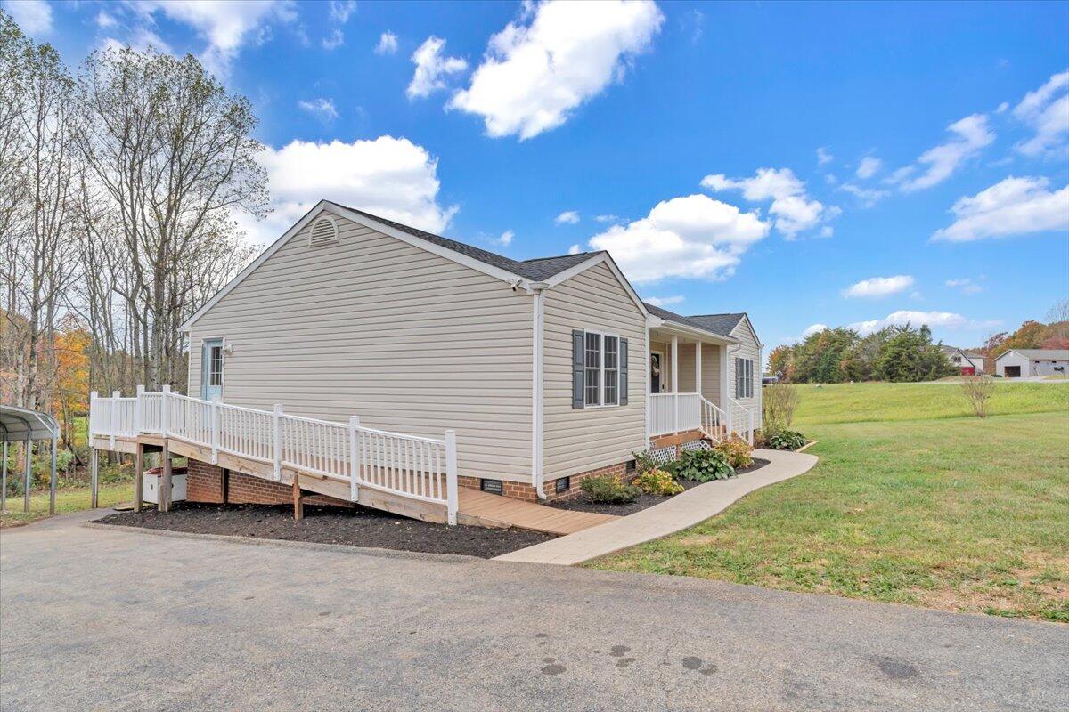 1206 Airport Rd, Moneta, Virginia image 37