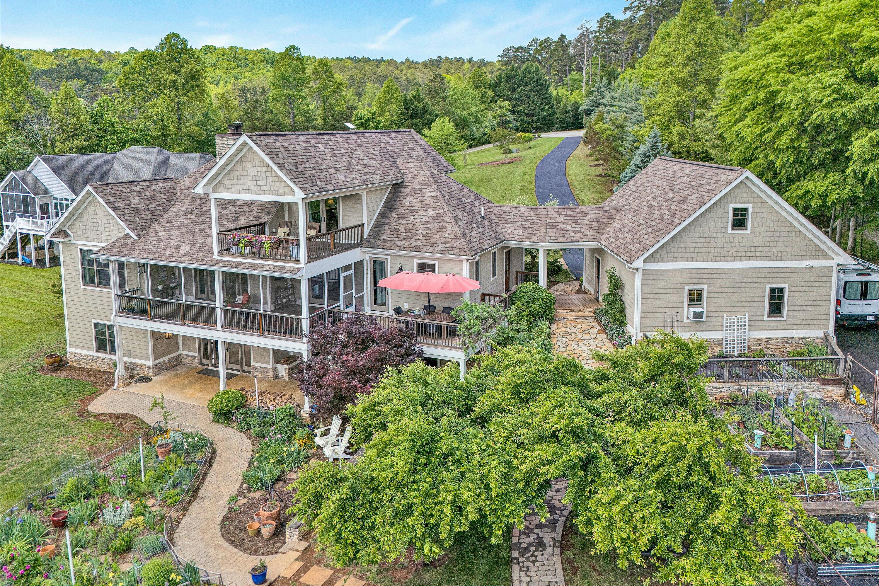 1140 Clear Pointe Run, Lynch Station, Virginia image 5