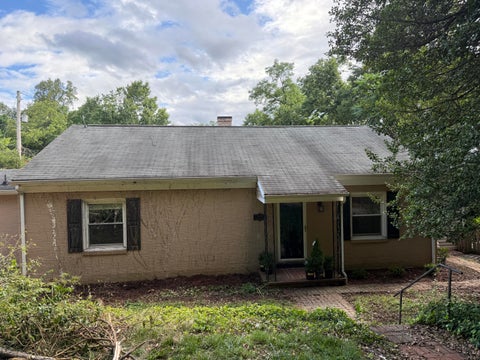 Homes For Rent - 2239 Woodcliff Rd<br/> Roanoke, VA 24014