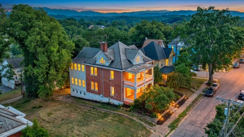 Multifamily For Sale - 376 Allison Ave<br/> Roanoke City County, Roanoke, VA 24016