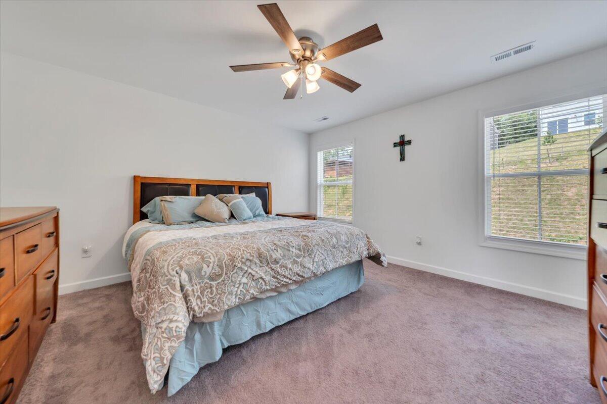 2130 Kings Walk Dr, Roanoke, Virginia image 30