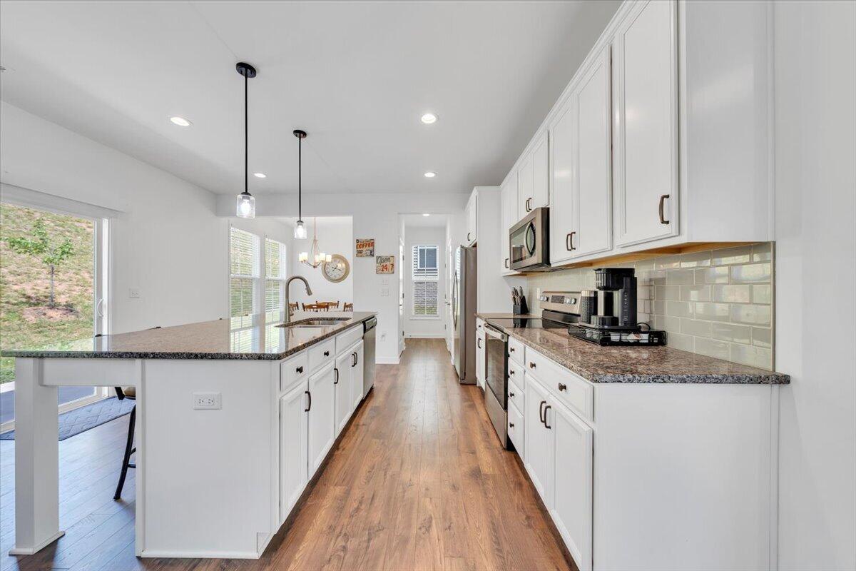 2130 Kings Walk Dr, Roanoke, Virginia image 17