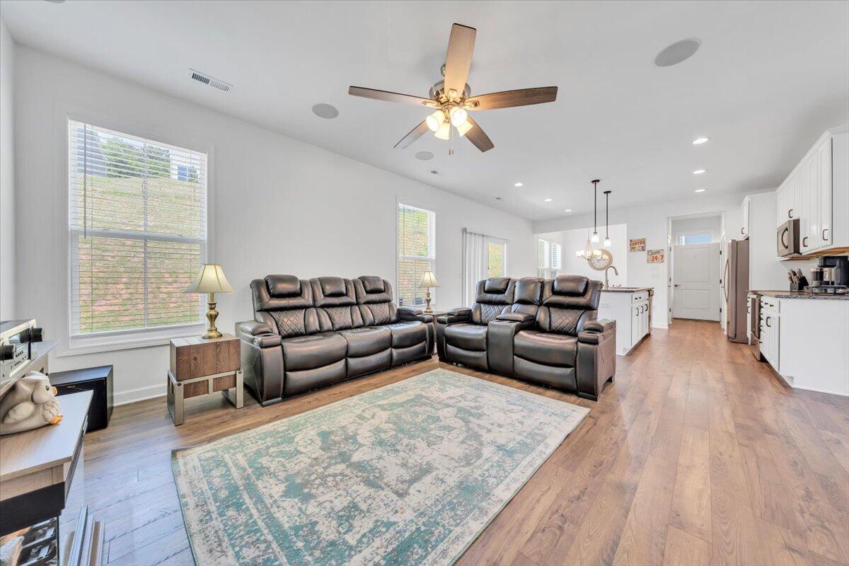 2130 Kings Walk Dr, Roanoke, Virginia image 14