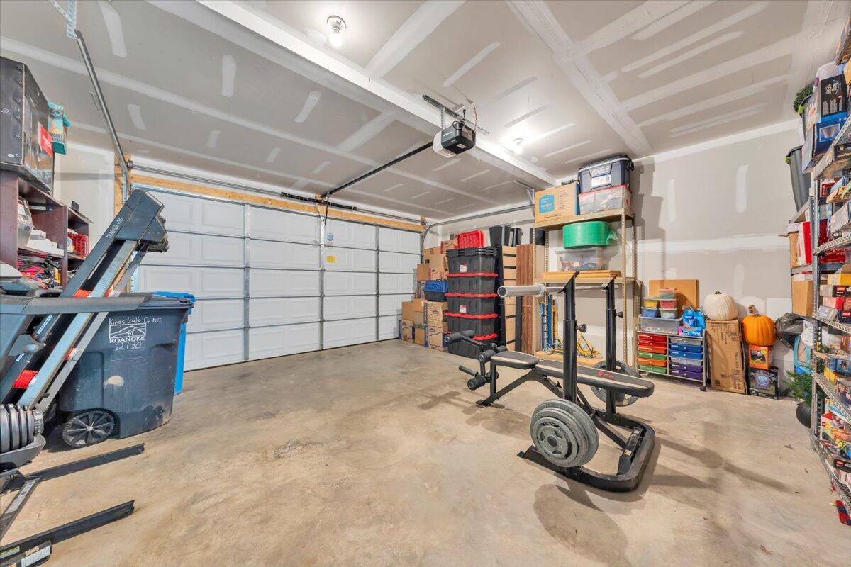 2130 Kings Walk Dr, Roanoke, Virginia image 41