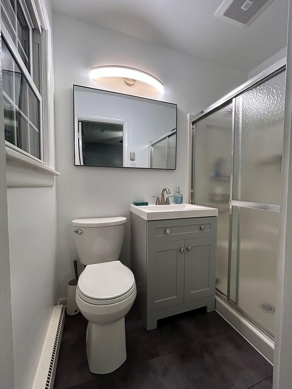 Roanoke, Virginia 24018, United States, 3 Bedrooms Bedrooms, ,2 BathroomsBathrooms,Residential,Active,84448