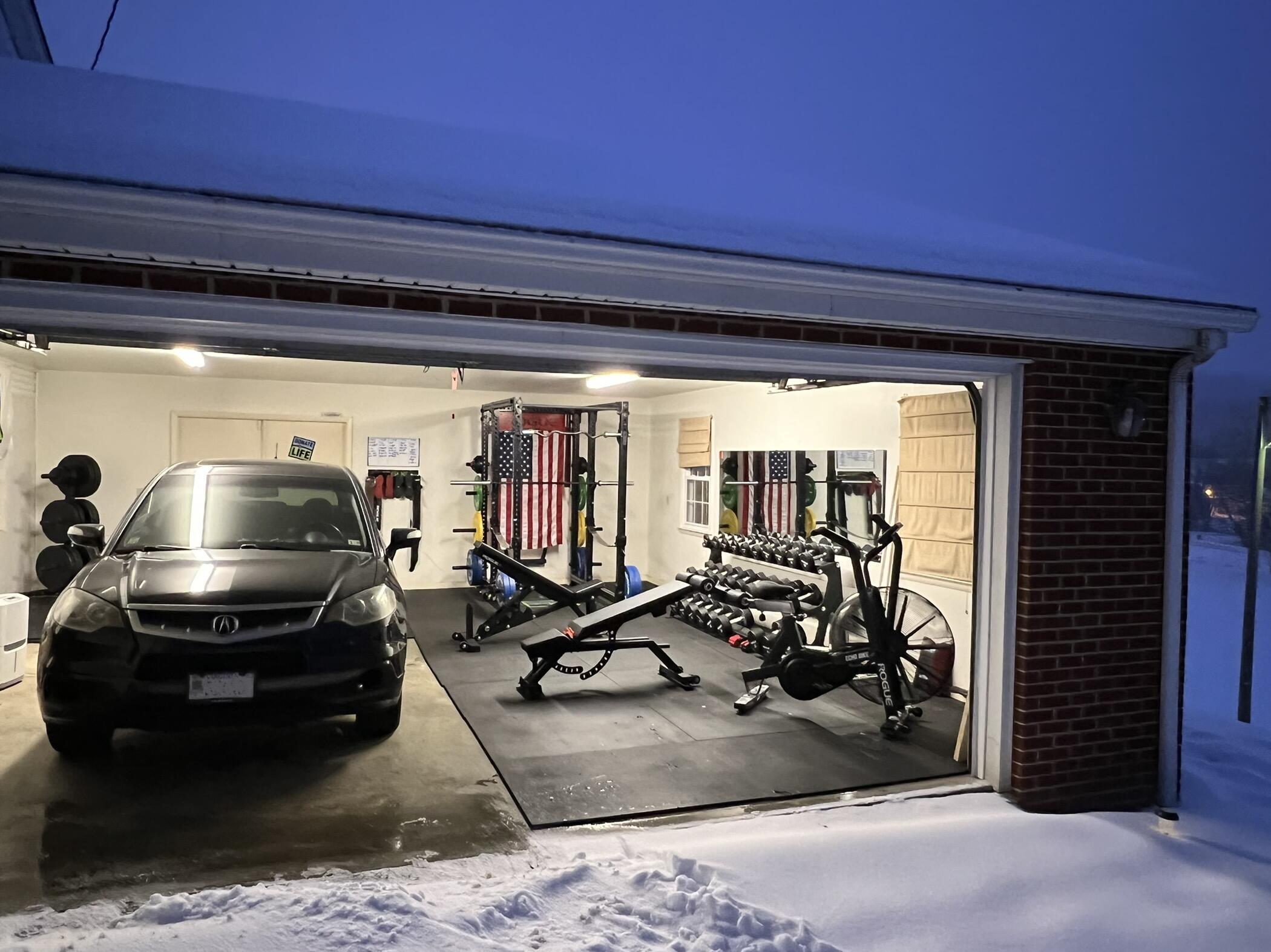 Roanoke, Virginia 24018, United States, 3 Bedrooms Bedrooms, ,2 BathroomsBathrooms,Residential,Active,84448