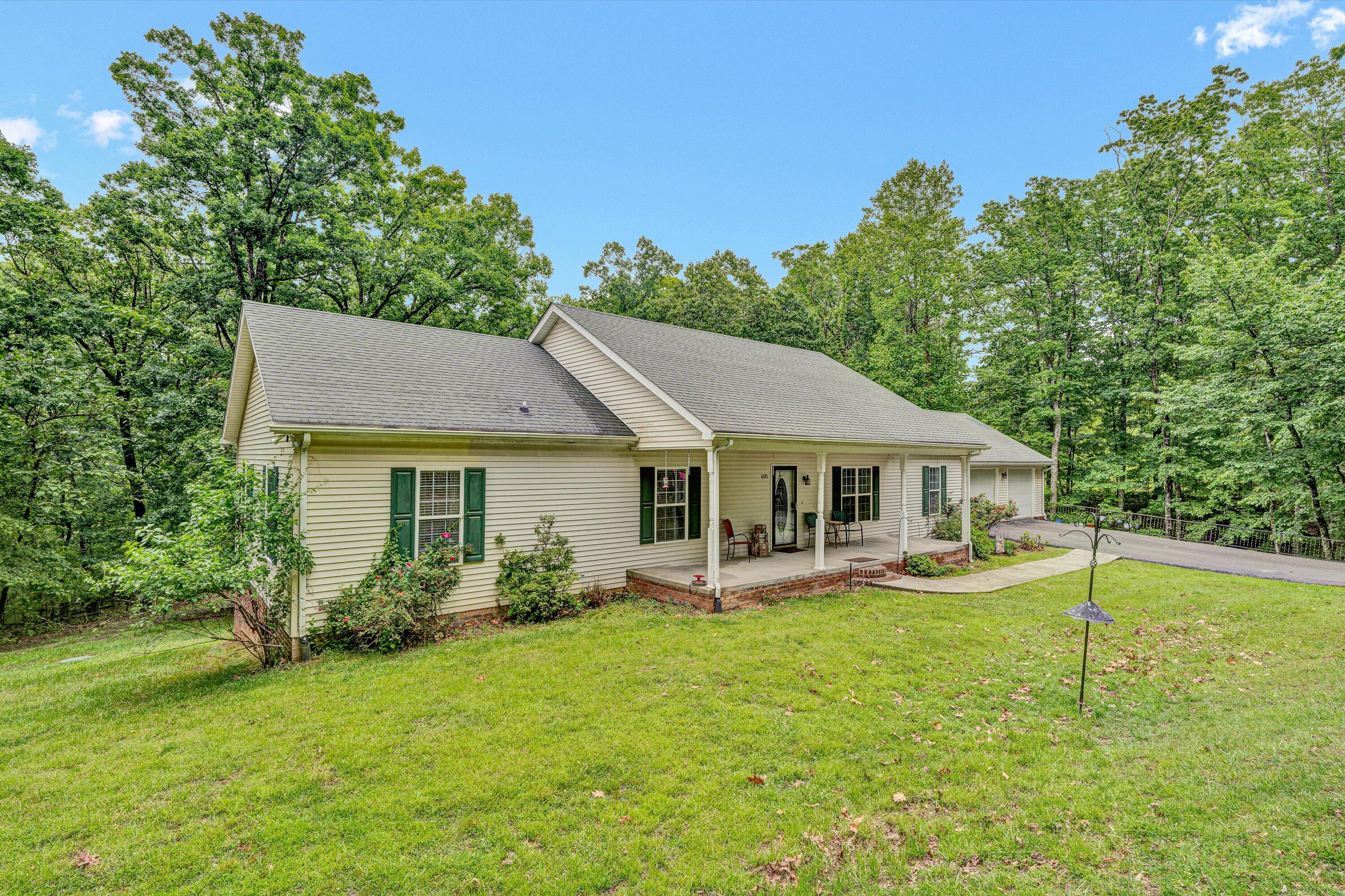 6570 Shingle Ridge Rd, Roanoke, Virginia image 4