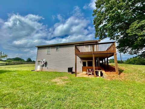 Homes For Sale - 12179 Hardy Rd<br/> Hardy, VA 24101
