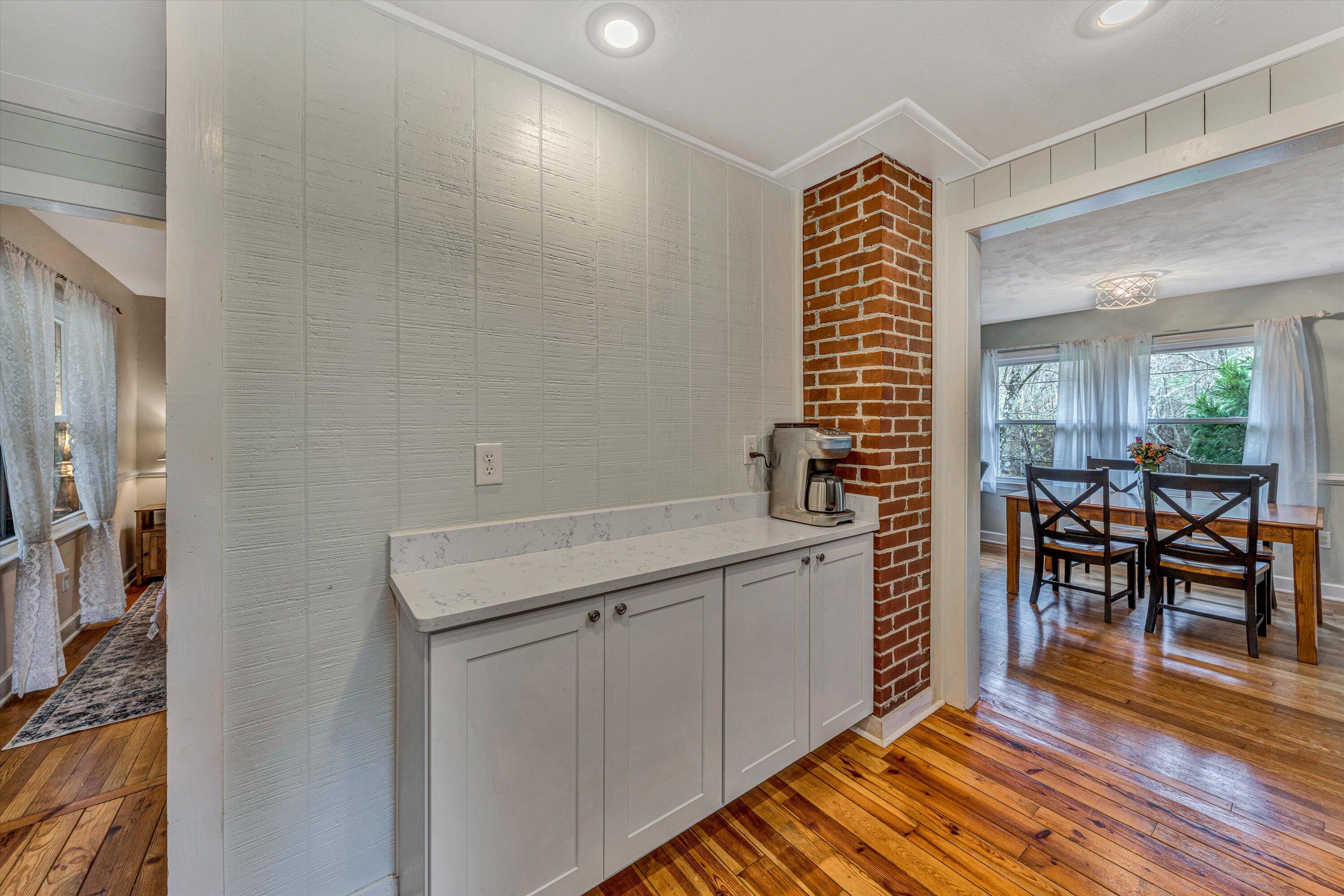 7514 Mt Chestnut Rd, Roanoke, Virginia image 16