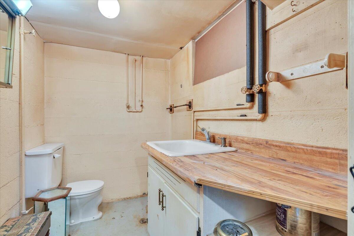 215 Chestnut St, Salem, Virginia image 38