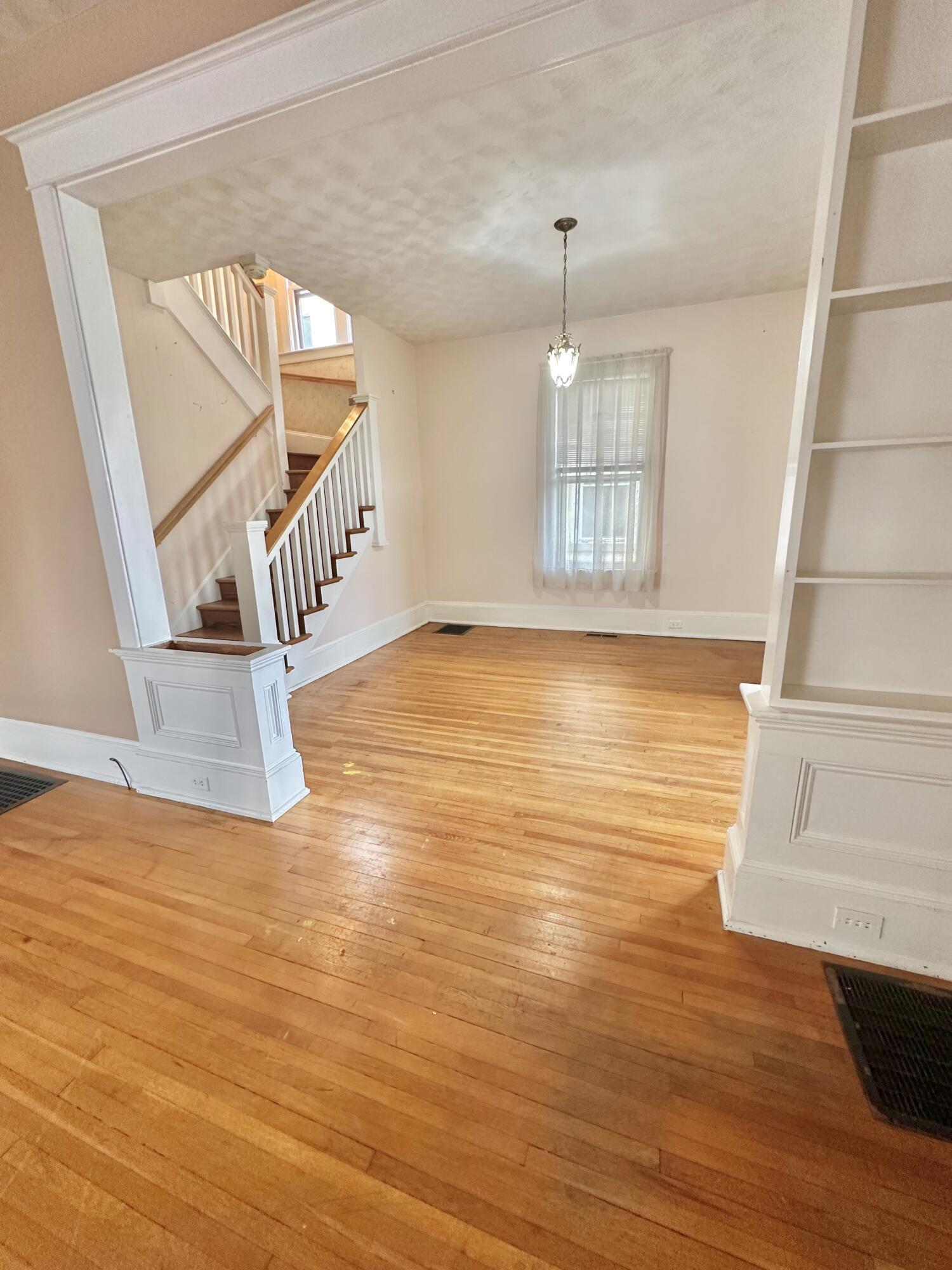 448 W Riverside St, Covington, Virginia image 15