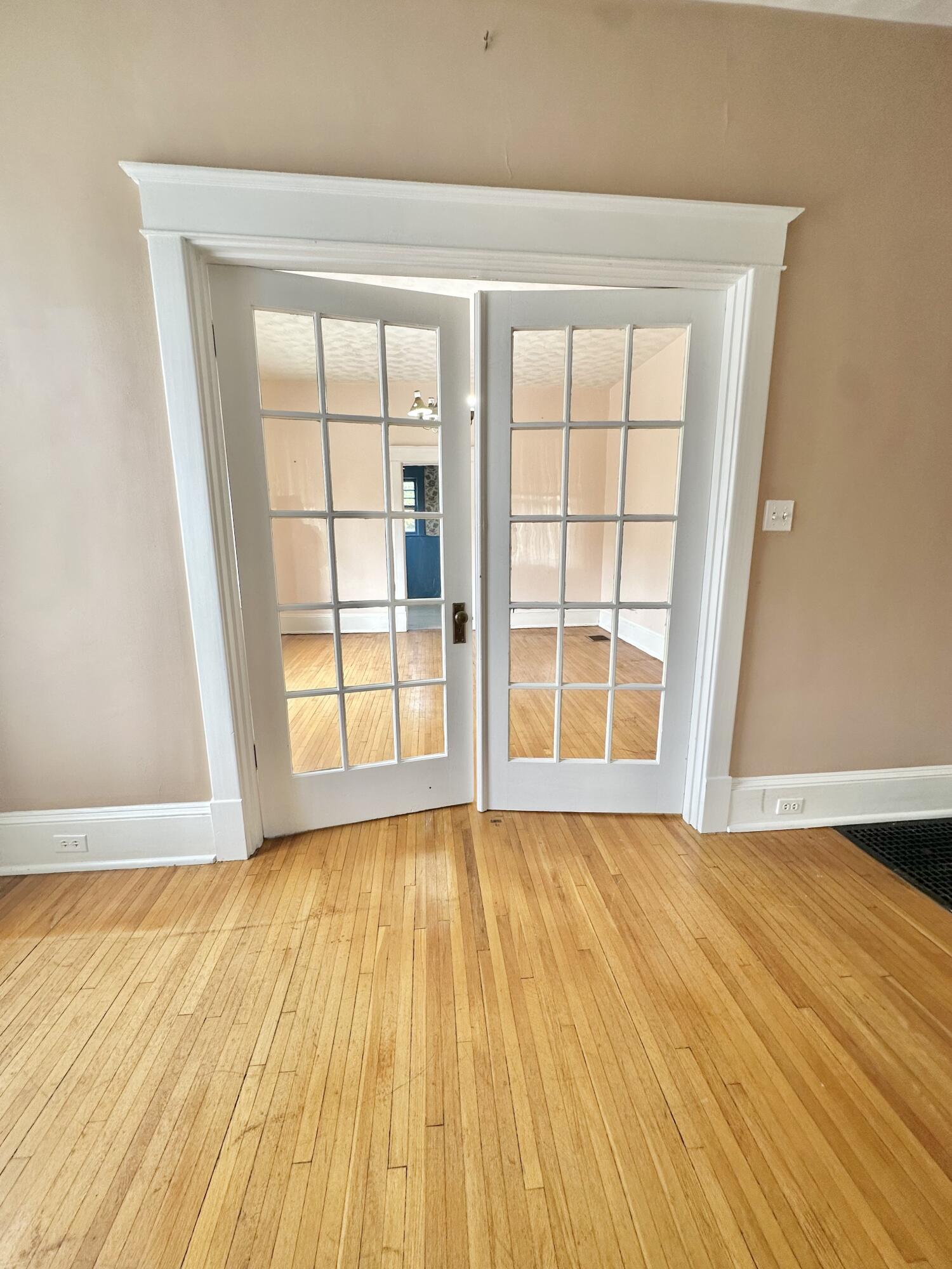 448 W Riverside St, Covington, Virginia image 21