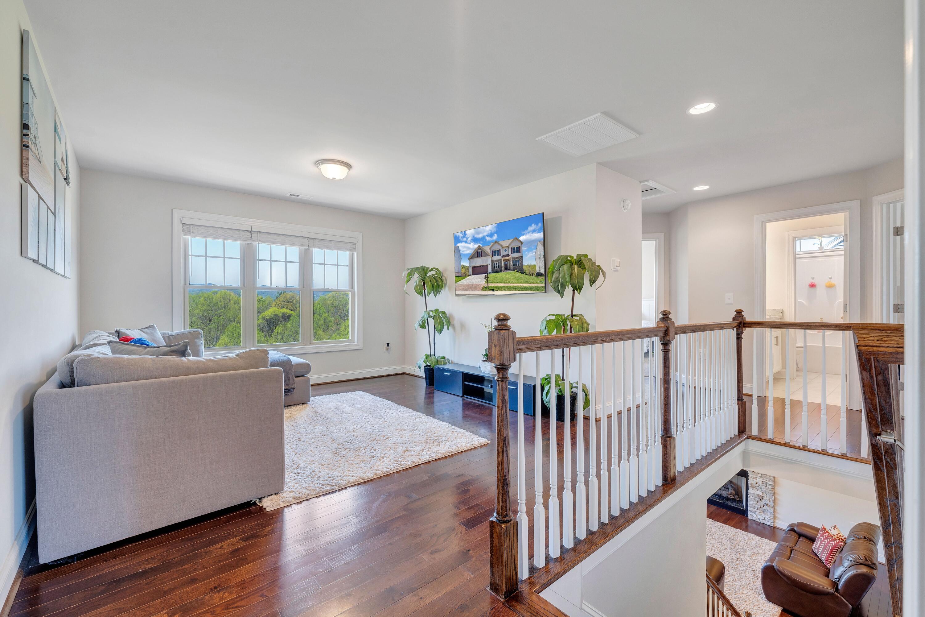 6946 Linn Cove Ct, Roanoke, Virginia image 47