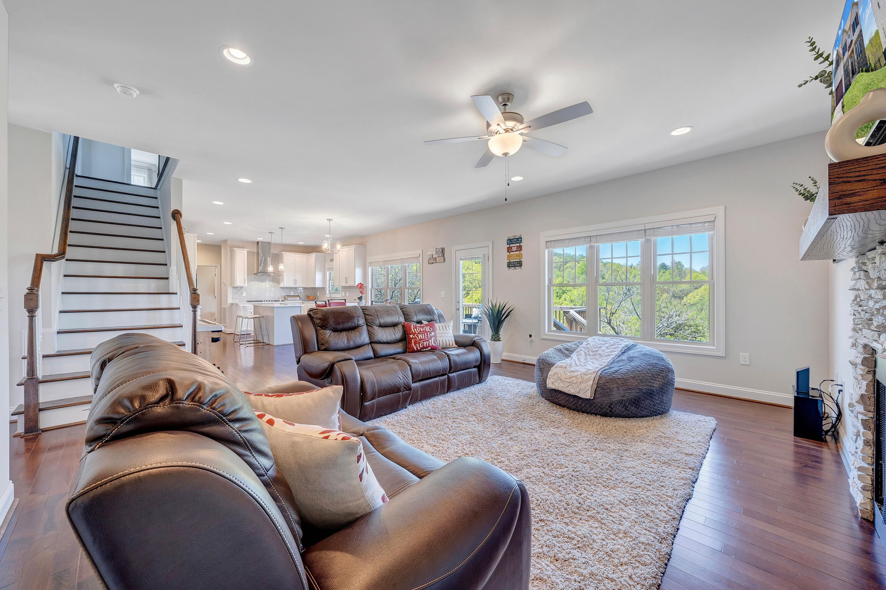 6946 Linn Cove Ct, Roanoke, Virginia image 21