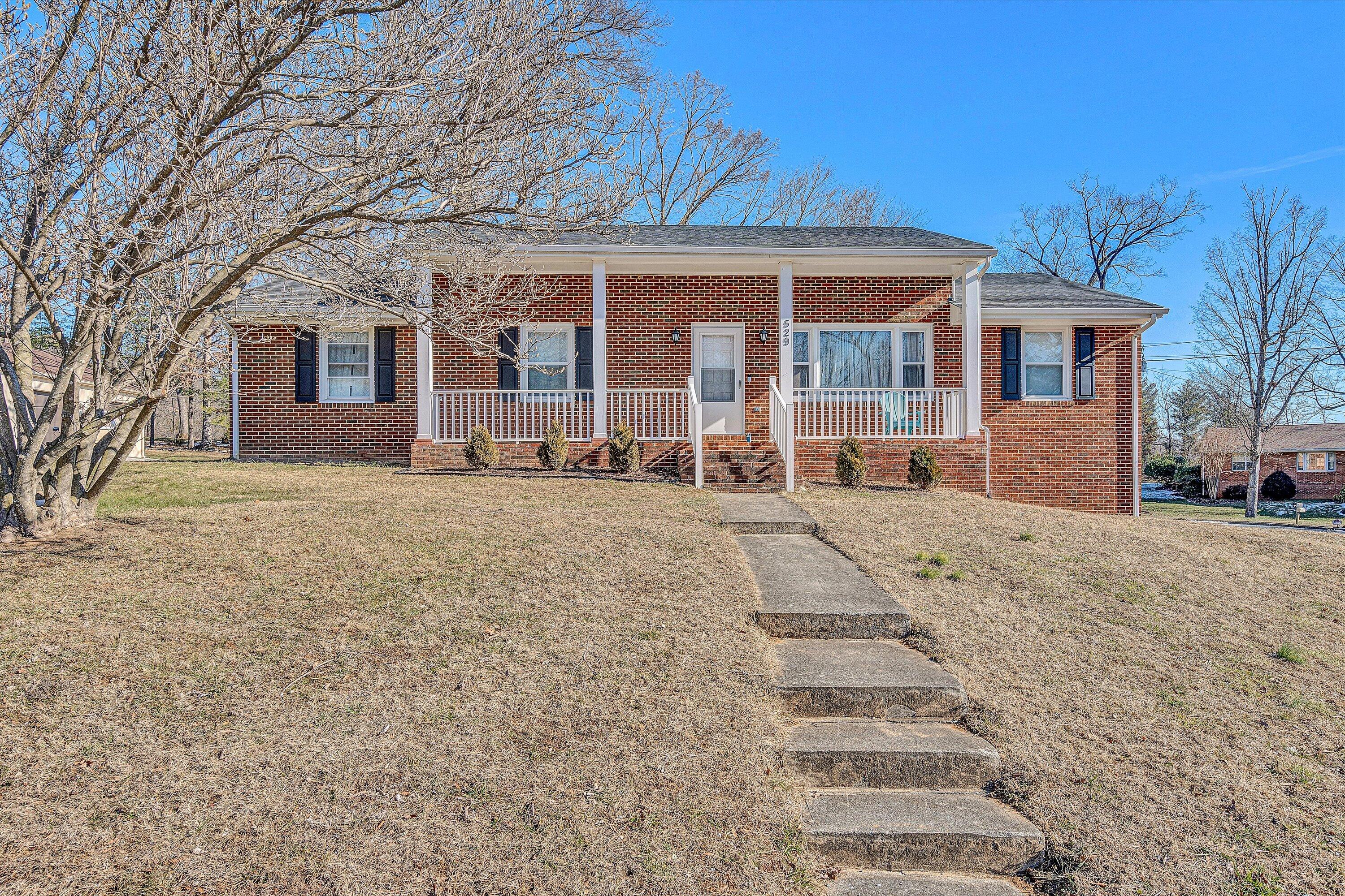 529 Ingal Blvd, Salem, Virginia image 3