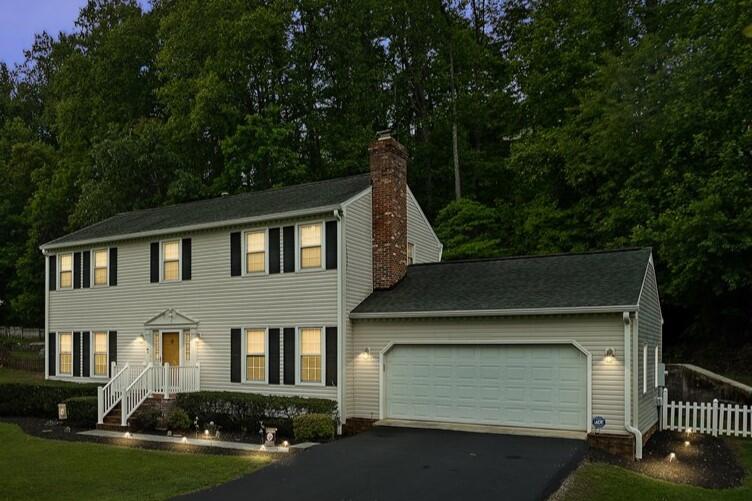 112 Upland Dr, Salem, Virginia image 2