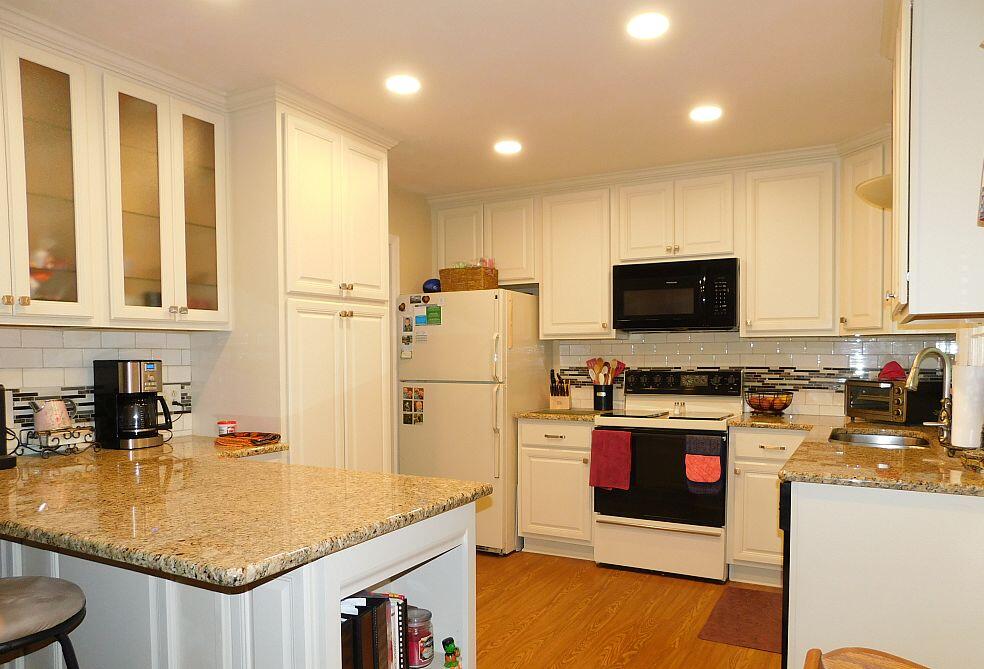 Roanoke, Virginia 24018, United States, 4 Bedrooms Bedrooms, ,2 BathroomsBathrooms,Residential,Active,221998