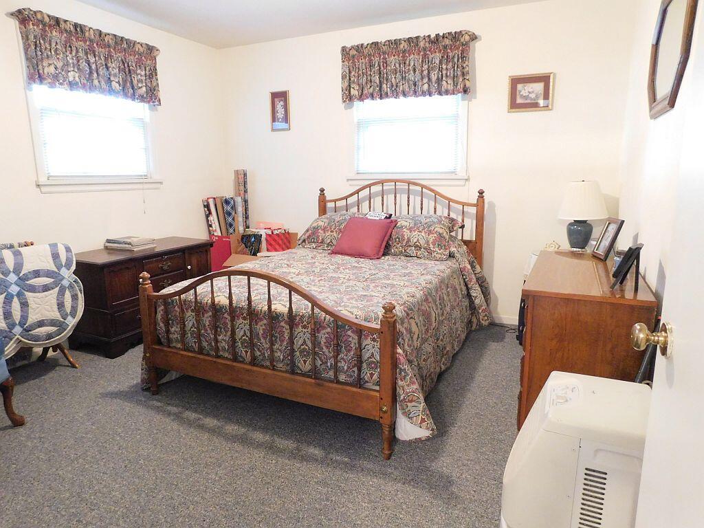 Roanoke, Virginia 24018, United States, 4 Bedrooms Bedrooms, ,2 BathroomsBathrooms,Residential,Active,221998