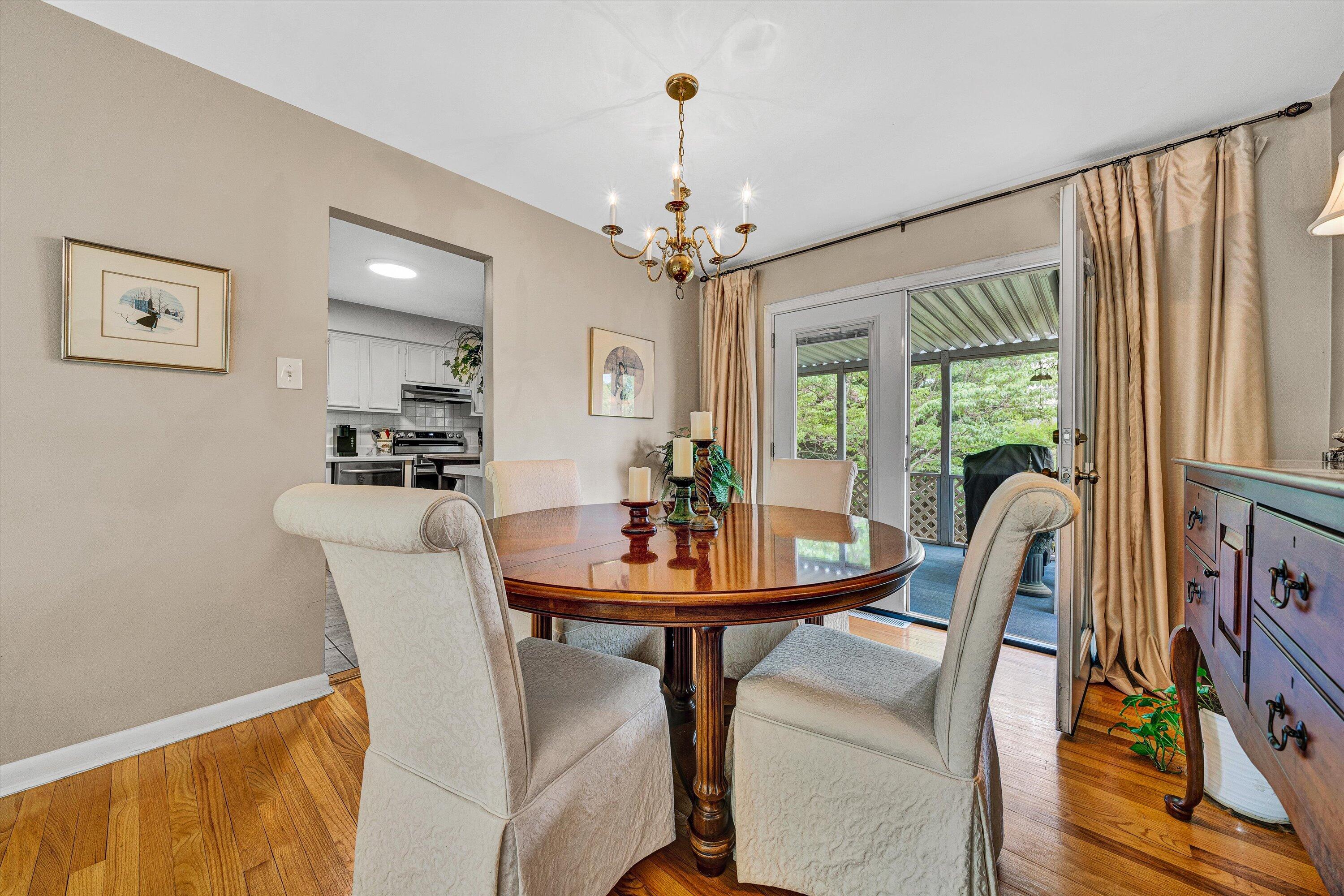 3924 Thames Dr, Roanoke, Virginia image 8