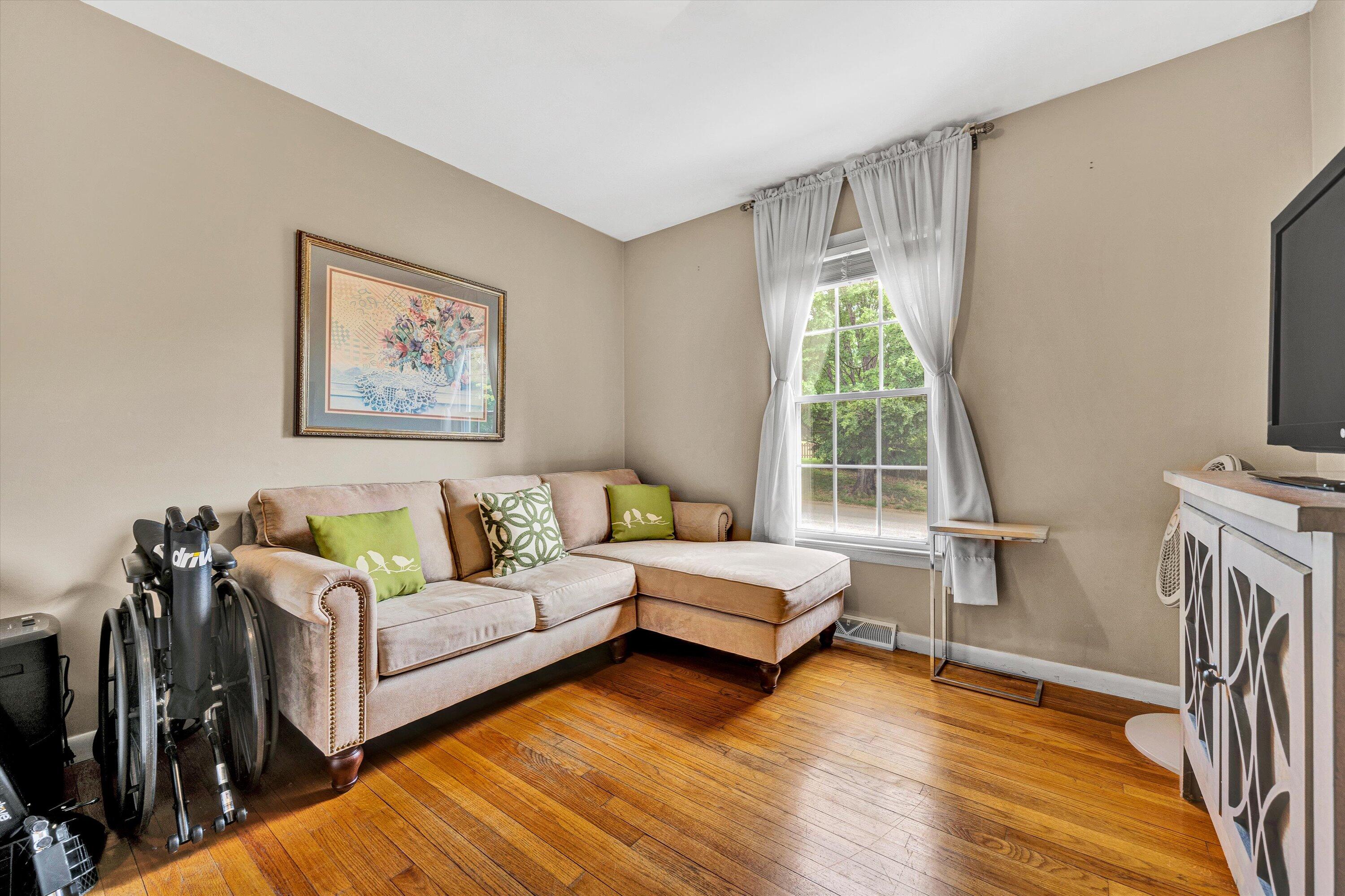 3924 Thames Dr, Roanoke, Virginia image 19