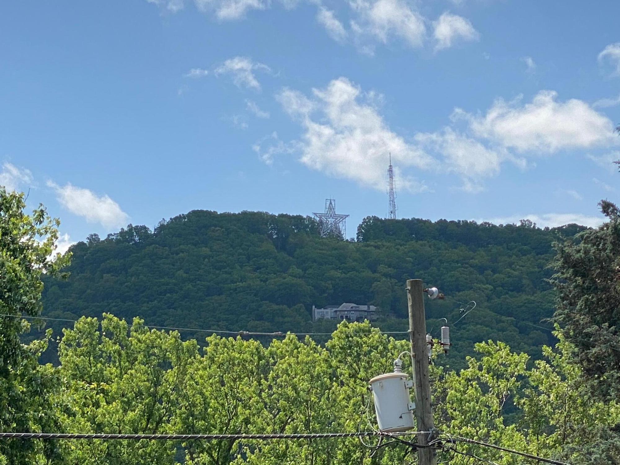 636 Montrose Ave, Roanoke, Virginia image 4