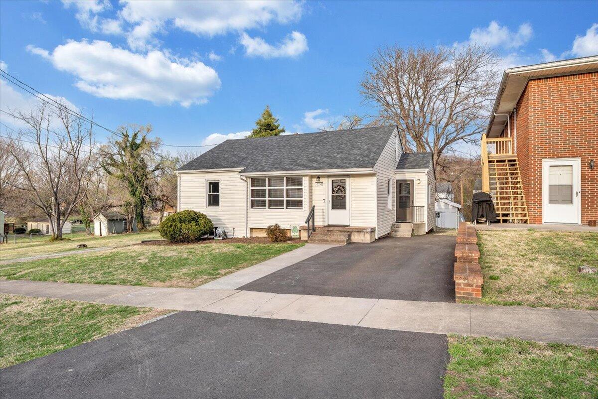 3358 Brandywine Ave, Roanoke, Virginia image 2