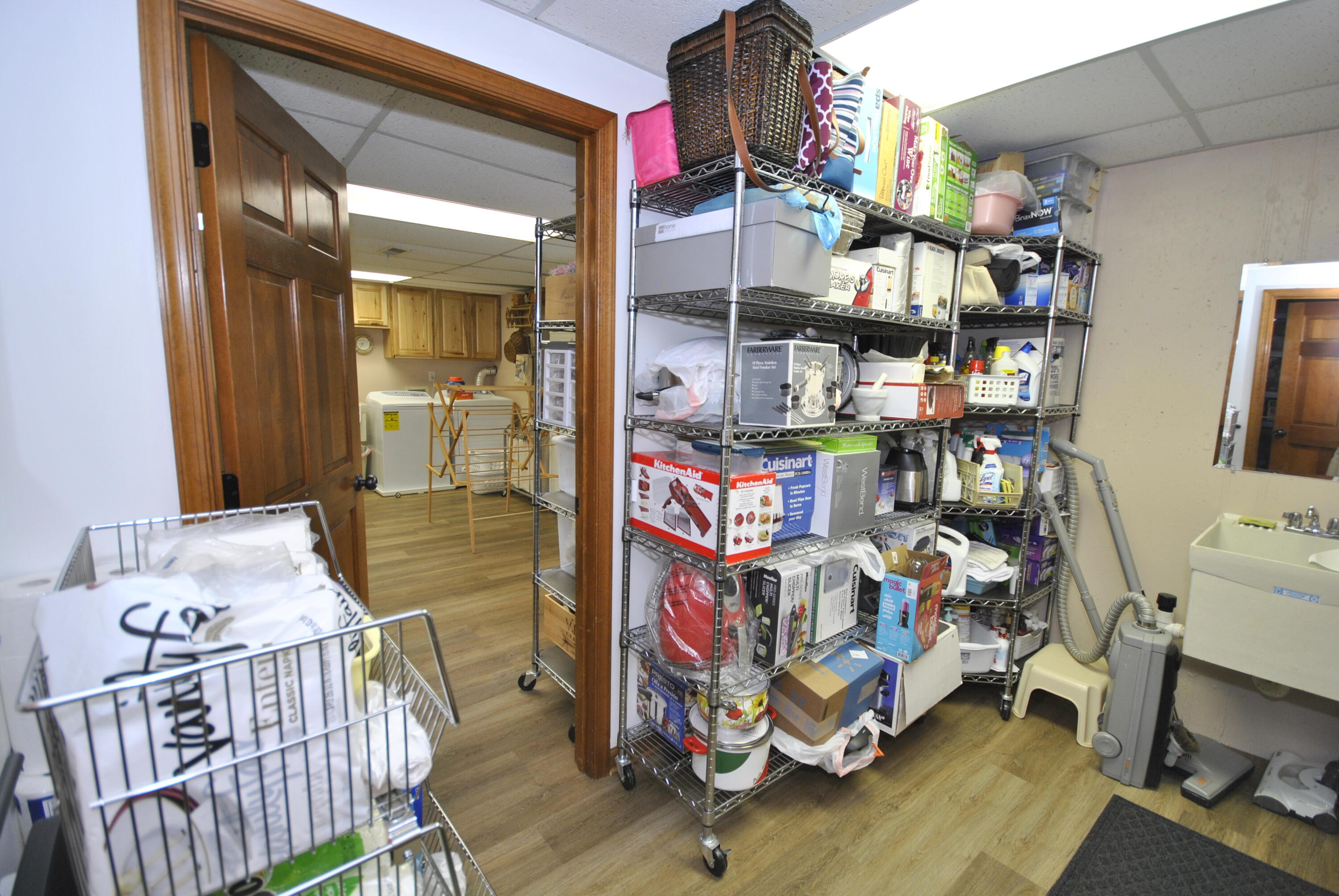 Bedford, Virginia 24523, United States, 4 Bedrooms Bedrooms, ,3 BathroomsBathrooms,Residential,Active,146264