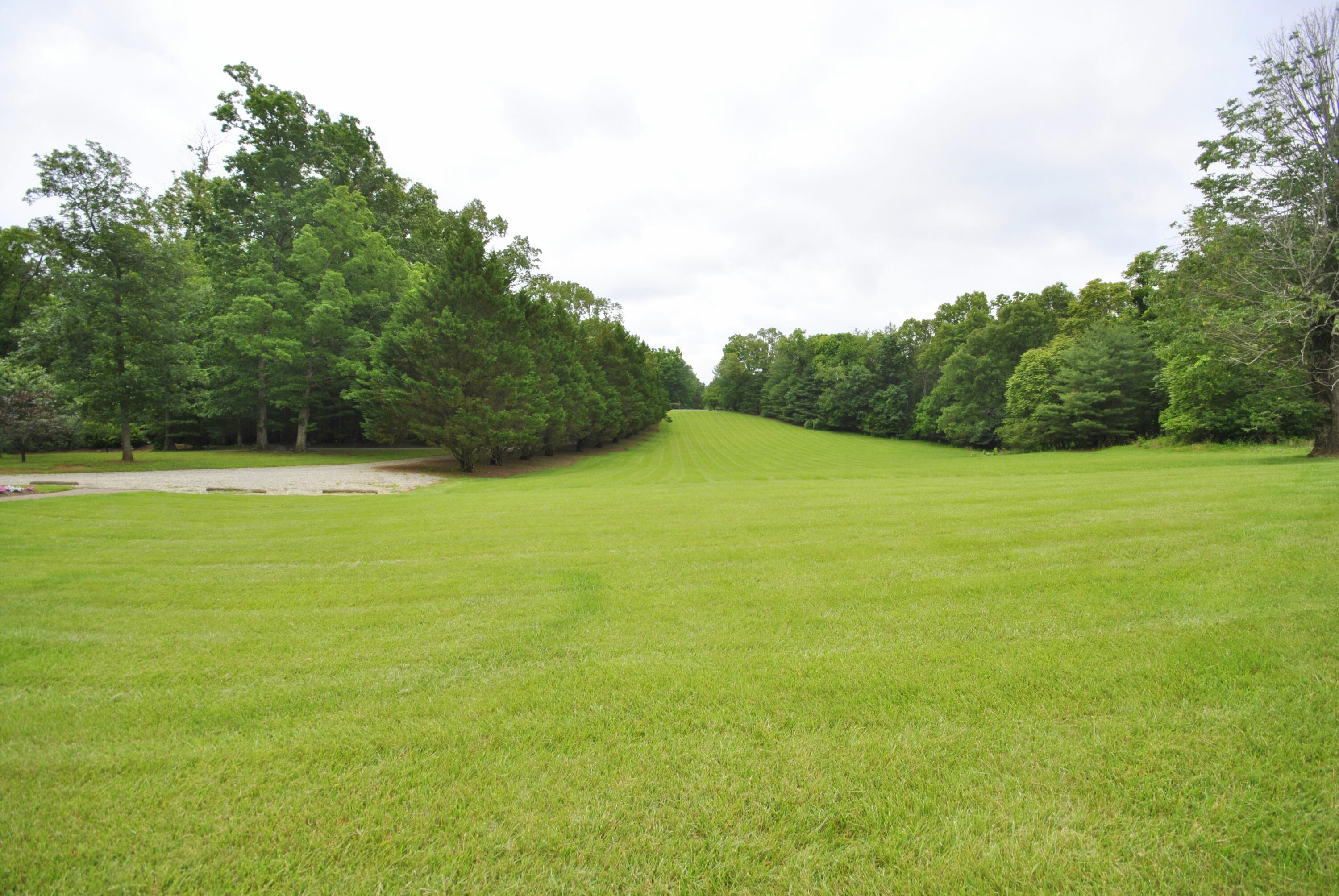 Bedford, Virginia 24523, United States, 4 Bedrooms Bedrooms, ,3 BathroomsBathrooms,Residential,Active,146264