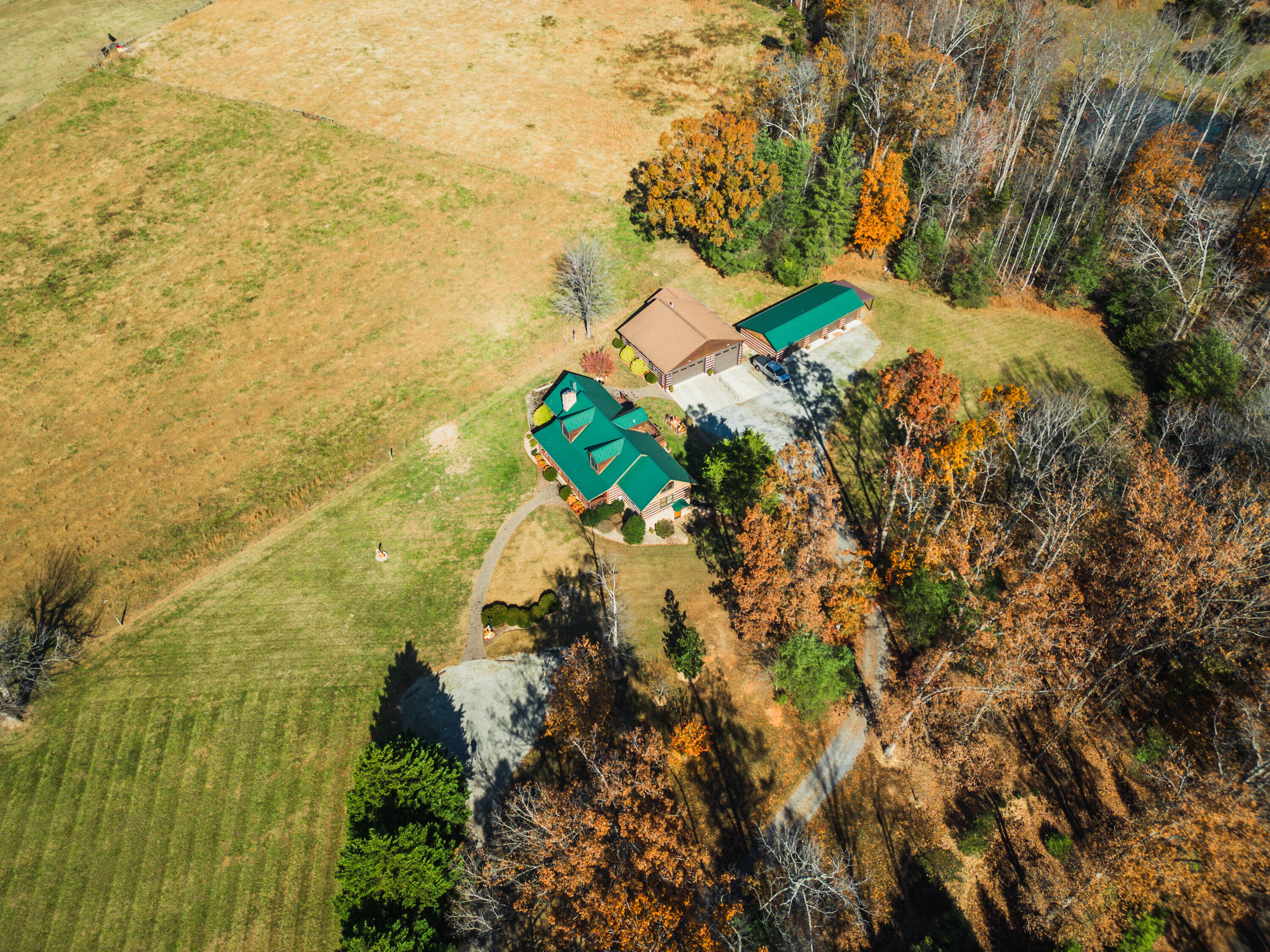 Bedford, Virginia 24523, United States, 4 Bedrooms Bedrooms, ,3 BathroomsBathrooms,Residential,Active,146264