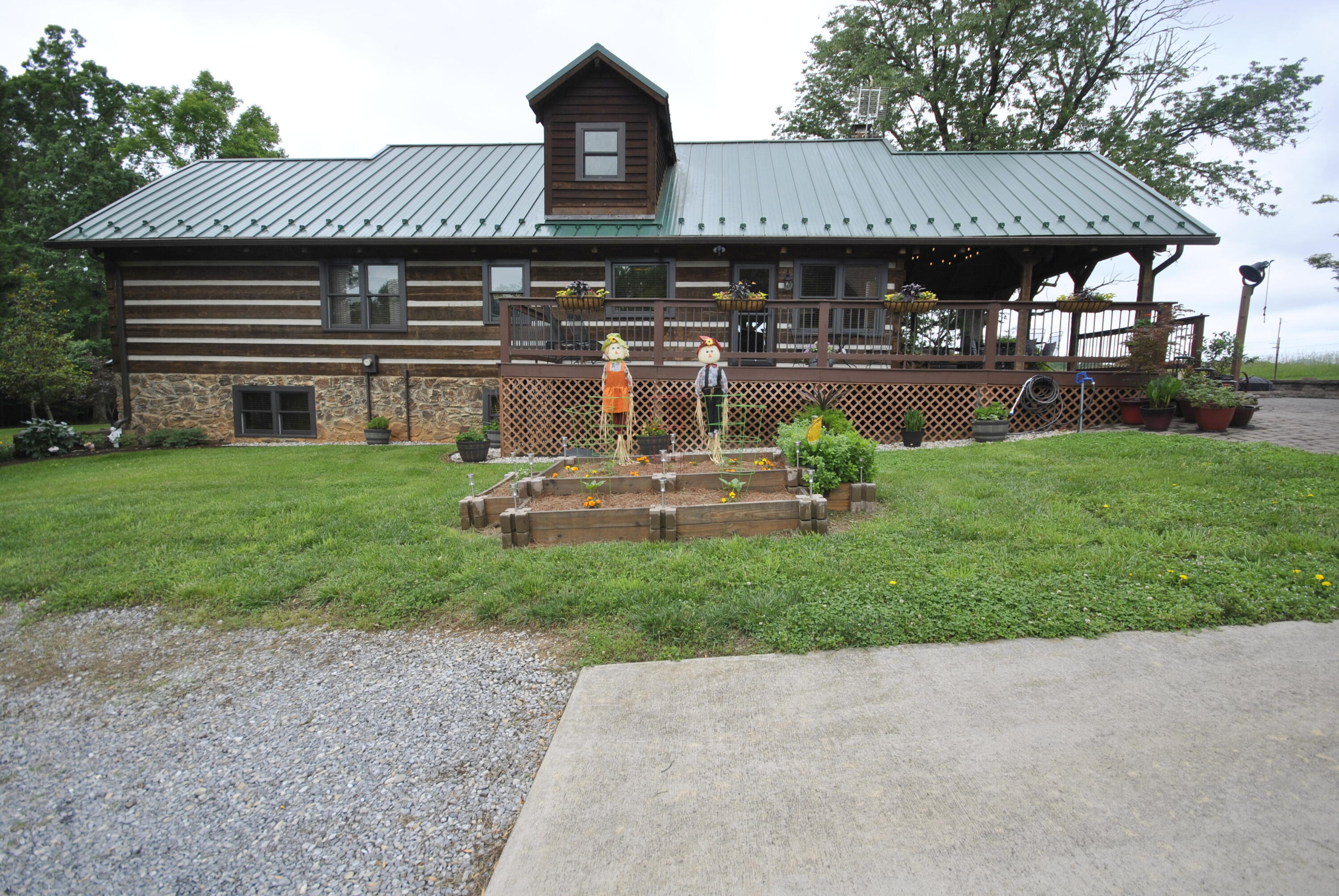 Bedford, Virginia 24523, United States, 4 Bedrooms Bedrooms, ,3 BathroomsBathrooms,Residential,Active,146264