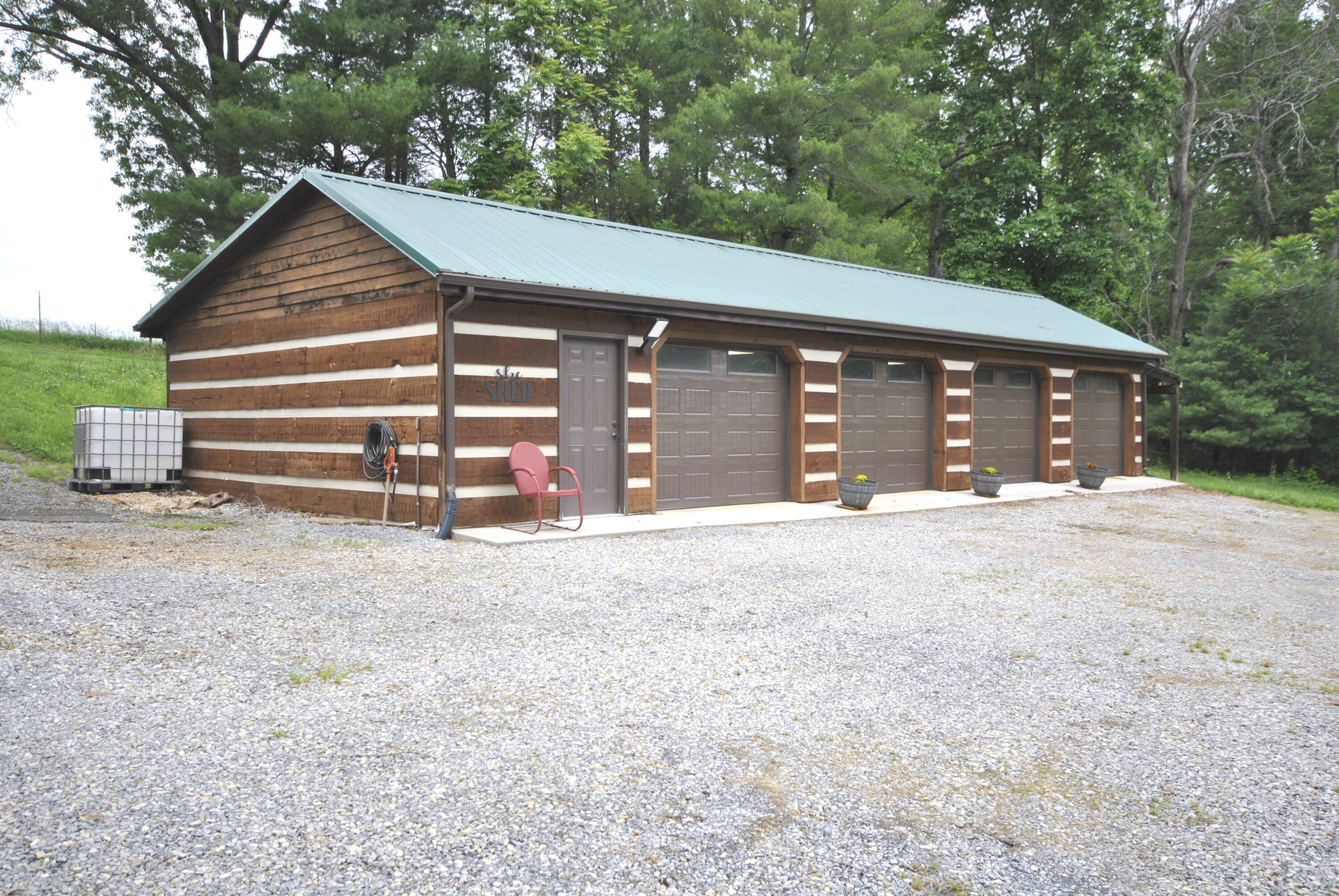 Bedford, Virginia 24523, United States, 4 Bedrooms Bedrooms, ,3 BathroomsBathrooms,Residential,Active,146264